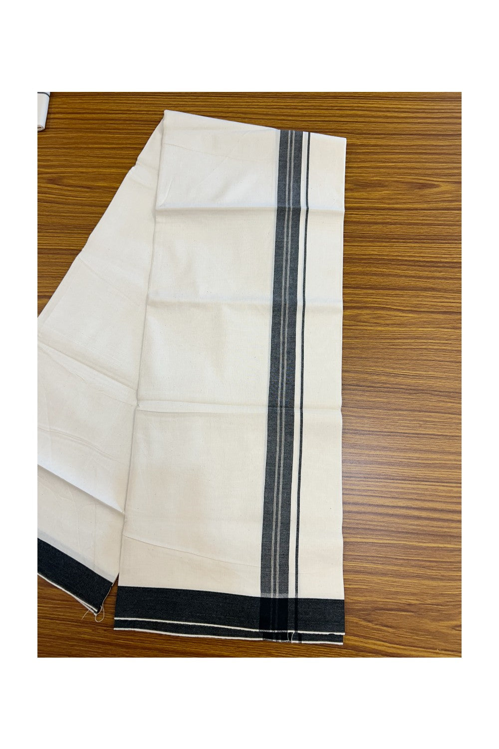 24% Discount !! KaithariKada Balaramapuram 100% Cotton OFF WHITE (Unbleached) Single Mundu/Dhoti - Twisted 60s Thread - 3 cm Black shaded striped Kara (2 meter / 4 muzham) - 35KK5241 GL