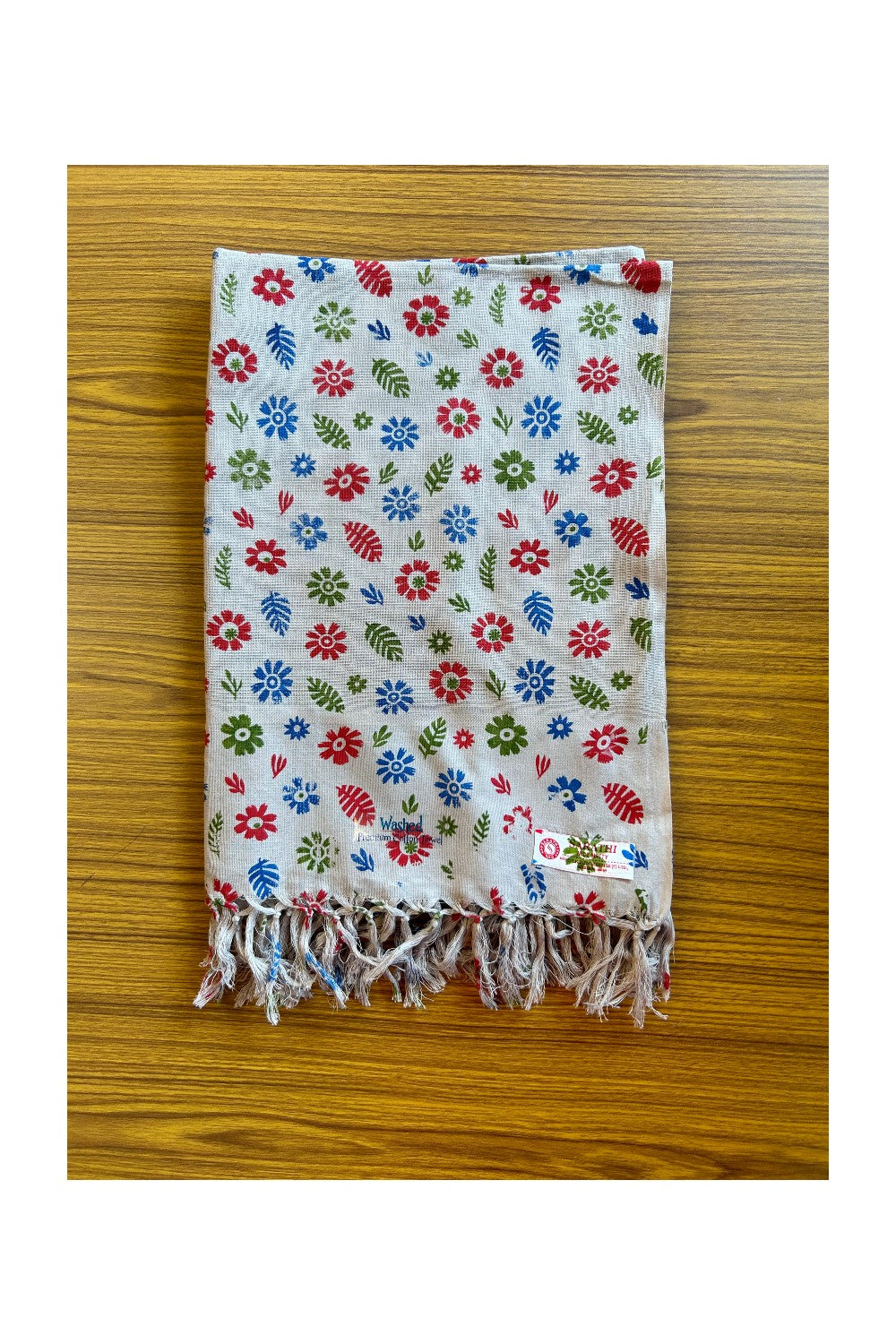 16% Discount! Kaitharikada - Pure Cotton NICE MATTY Print Pattern - 30 x 60 Inch - 5KK131SAR