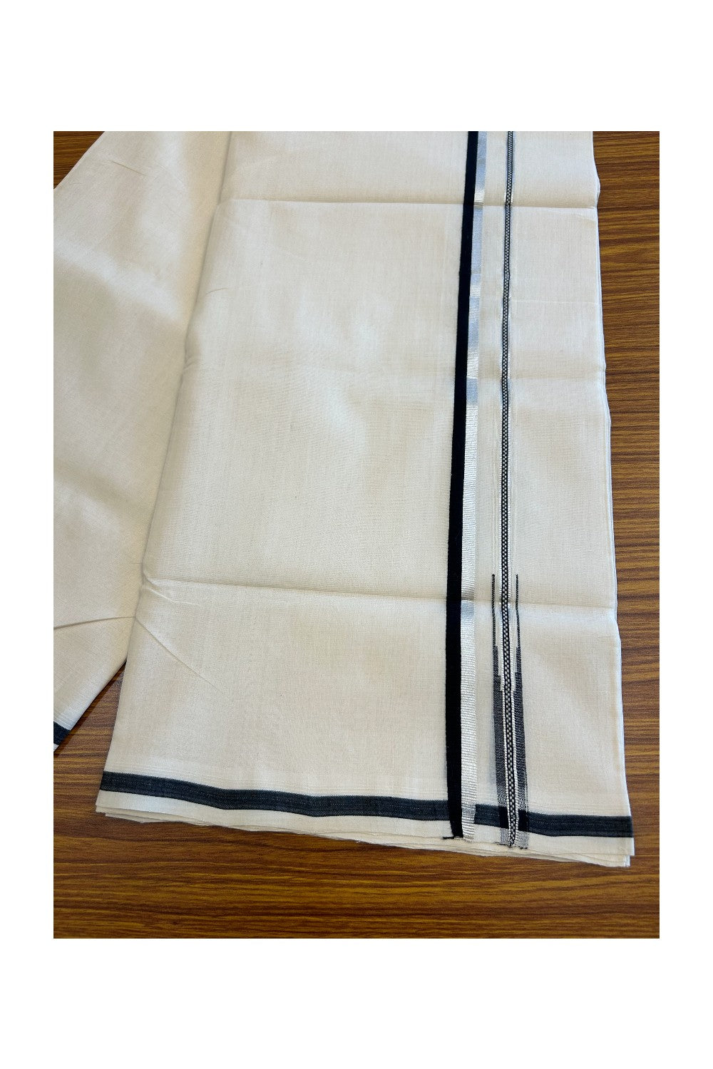 25% Discount!!! KaithariKada HANDLOOM UNAKKUPAAV Balaramapuram - 100% PURE Cotton off white - (Unbleached) Double Mundu/Dhoti - 0.5 inch Silver kasavu & Black puliyilakkara chutty - 5KK5020RAM