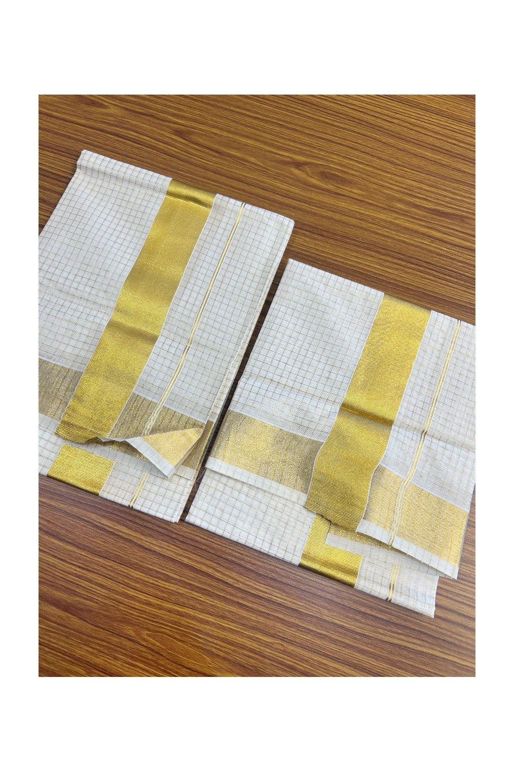 25% Discount!! KaithariKada - Kerala Pure Cotton OFF WHITE SINGLE SET MUND FOR WOMEN - EXTRA LENGTH - Check Gold Kasavu Big Kara - 5KK5152PMC