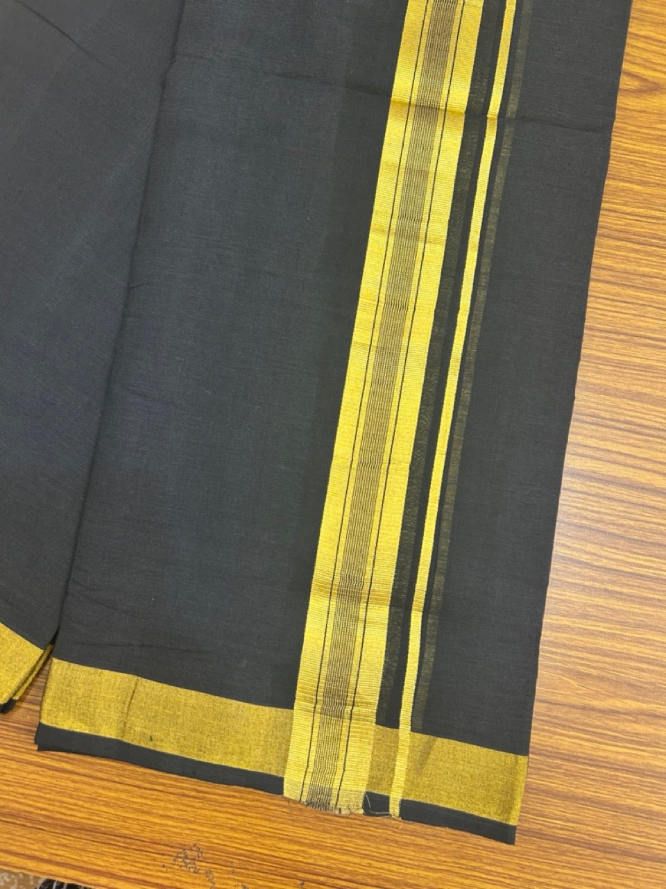 25% Discount! KaithariKada Handloom Unakkupaav Balaramapuram - Pure Cotton Double Mundu/Dhoti (Unbleached) - 80x90s - Black Colour Body - 1.5 inch Gold Kasavu Striped Kara - 92 KK5256 RAM