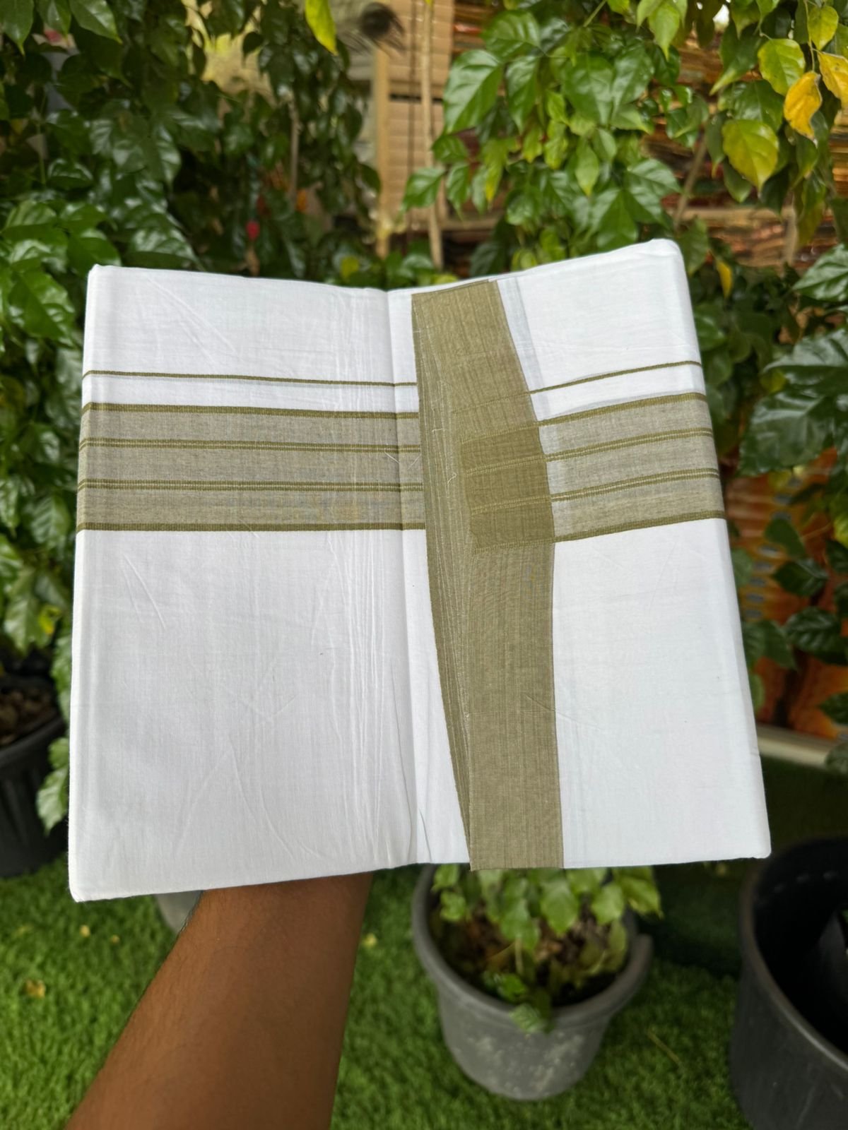 4.5 Meters (10 Muzham) - Pure white double 25% Discount ! KaithariKada Balaramapuram - 100% Pure Cotton 100x80 - Mundu/Dothi - 2 inch Sage Green Shaded Kara - 54 KK5258 THI