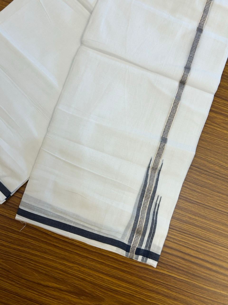 20% Discount ! NEW! KaithariKada Balaramapuram 100% Cotton Pure white Double Mundu/Dhoti - (100x80)s - 0.75 inch Dark Navy Blue Chutty Silver Kasav - 55 KK5252 CKS