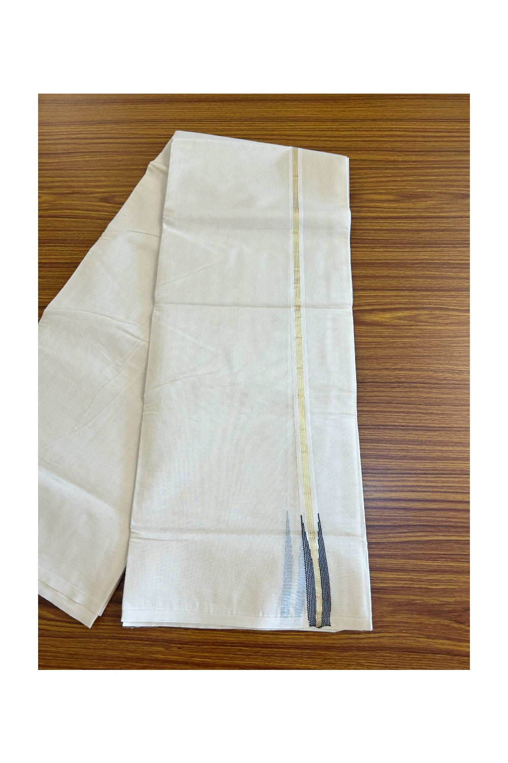 18%DISCOUNT!! KaithariKada Balaramapuram 100% Cotton Double Off white - (Unbleached) Mundu/Dhoti-100x100 2 cm Puliyilakkara Chutty 4 line Kasavu & Black - 56KK500KK