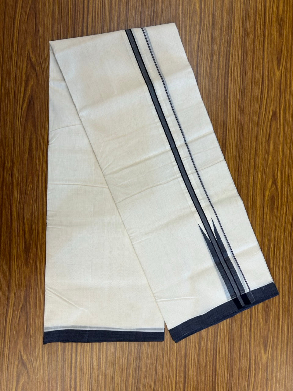 25% DISCOUNT!! KaithariKada HANDLOOM UNAKKUPAAV Balaramapuram - 100% PURE Cotton OFF White - (Unbleached) Double Mundu/Dothi - 100 x 80 - 1.5 inch Navy Blue Chutty Kara - 4meter - 6 KK5249 REA