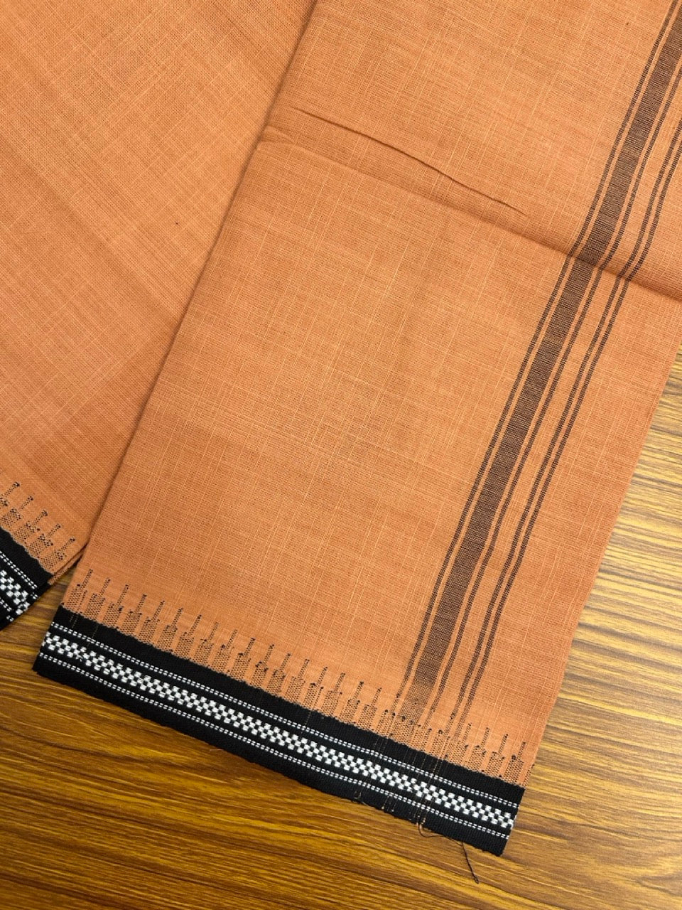 Premium Kathar Type Kavi Mund Pure cotton - Kaitharikada - Single Kaily / Lungi - 1.25 inch Black Kara kuppadam Border with Kavi colour body (2 meter / 4 muzham)- 5 KK8031 MUT