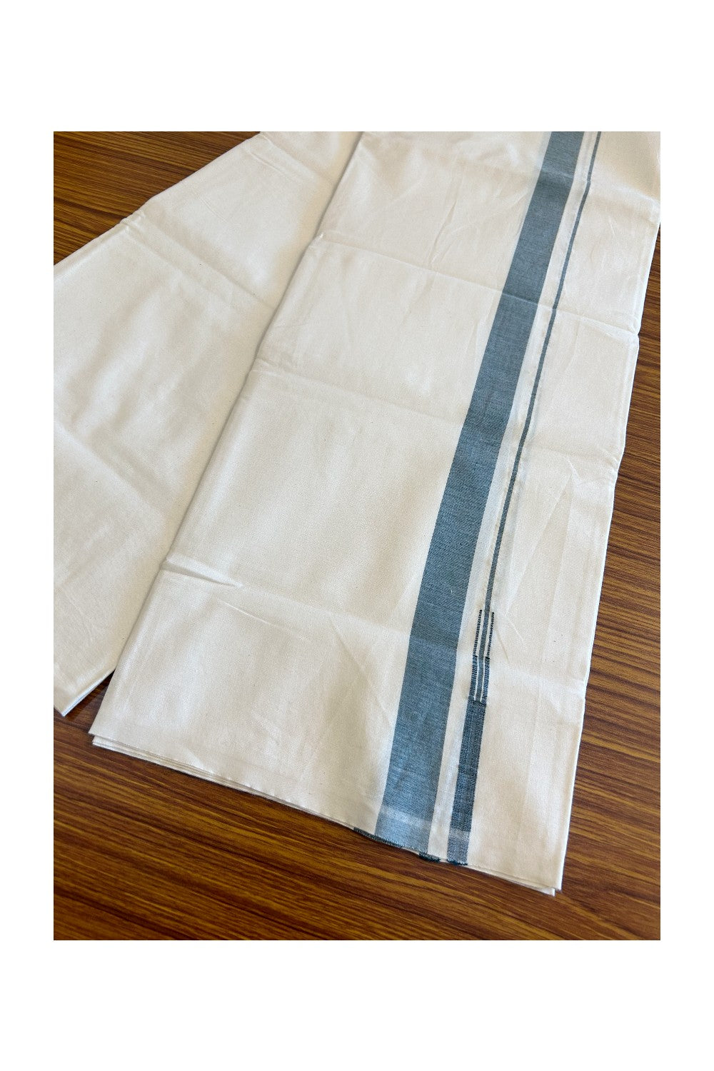 12% DISCOUNT ! KaithariKada Balaramapuram 100% COTTON SINGLE OFF WHITE - (Unbleached) Mundu/Dhoti-Twisted 100s Thread- 1.25 inch Green Puliyilakkara Chutty (2 meter / 4 muzham) - 6KK497ASH