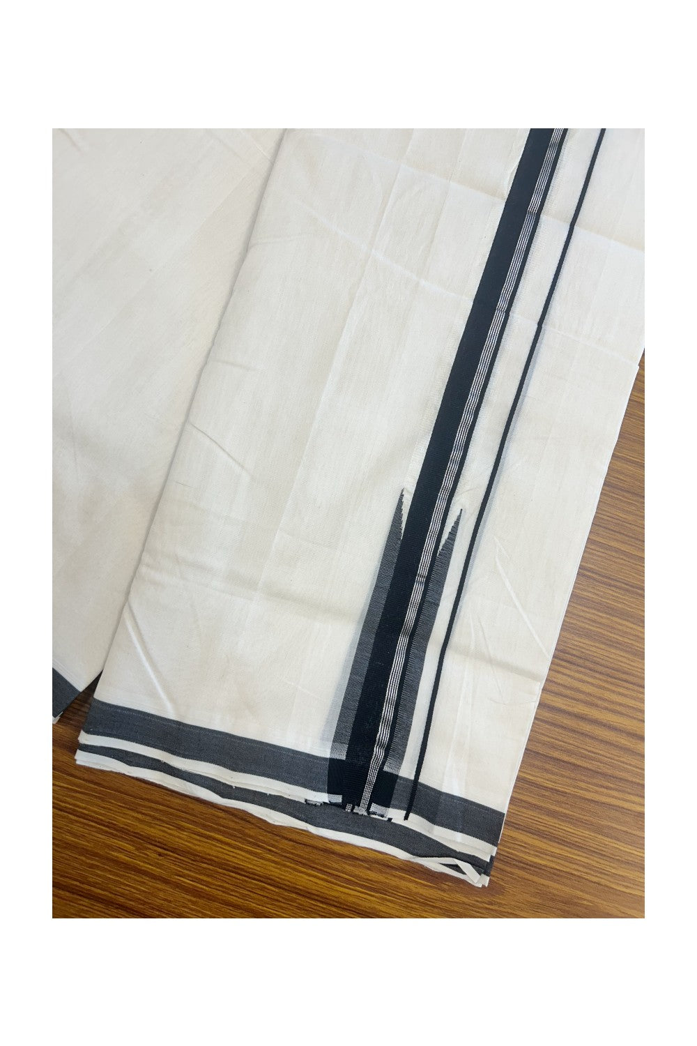 25% DISCOUNT!! KaithariKada HANDLOOM UNAKKUPAAV Balaramapuram - 100% PURE Cotton OFF White - (Unbleached) Double Mundu/Dothi - 120(Twisted) x 100 - 1.5 inch Silver kasavu stripes Black Puliyilakkara chutty 3.80 meter (8.5 Muzham) - 23KK5167REA