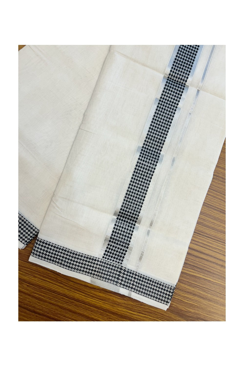 25% DISCOUNT ! KaithariKada HANDLOOM Unakkupaav Balaramapuram - 100% PURE Cotton Off White - (Unbleached) Double Mundu/Dhoti - 2 inch Silver Kasavu & Black Jacquard Design Kara - 6KK5206 ABH