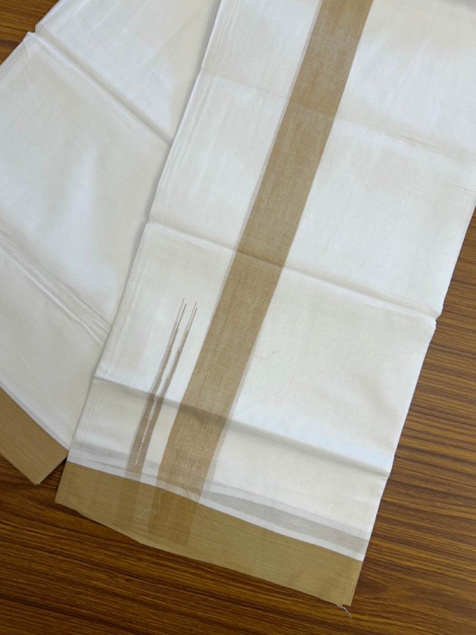 20% Discount ! NEW! KaithariKada Balaramapuram 100% Cotton Pure white Double Mundu/Dhoti - (100x80)s - 1.5 inch Sand Brown Chutty Kara - 64 KK5249 VIN