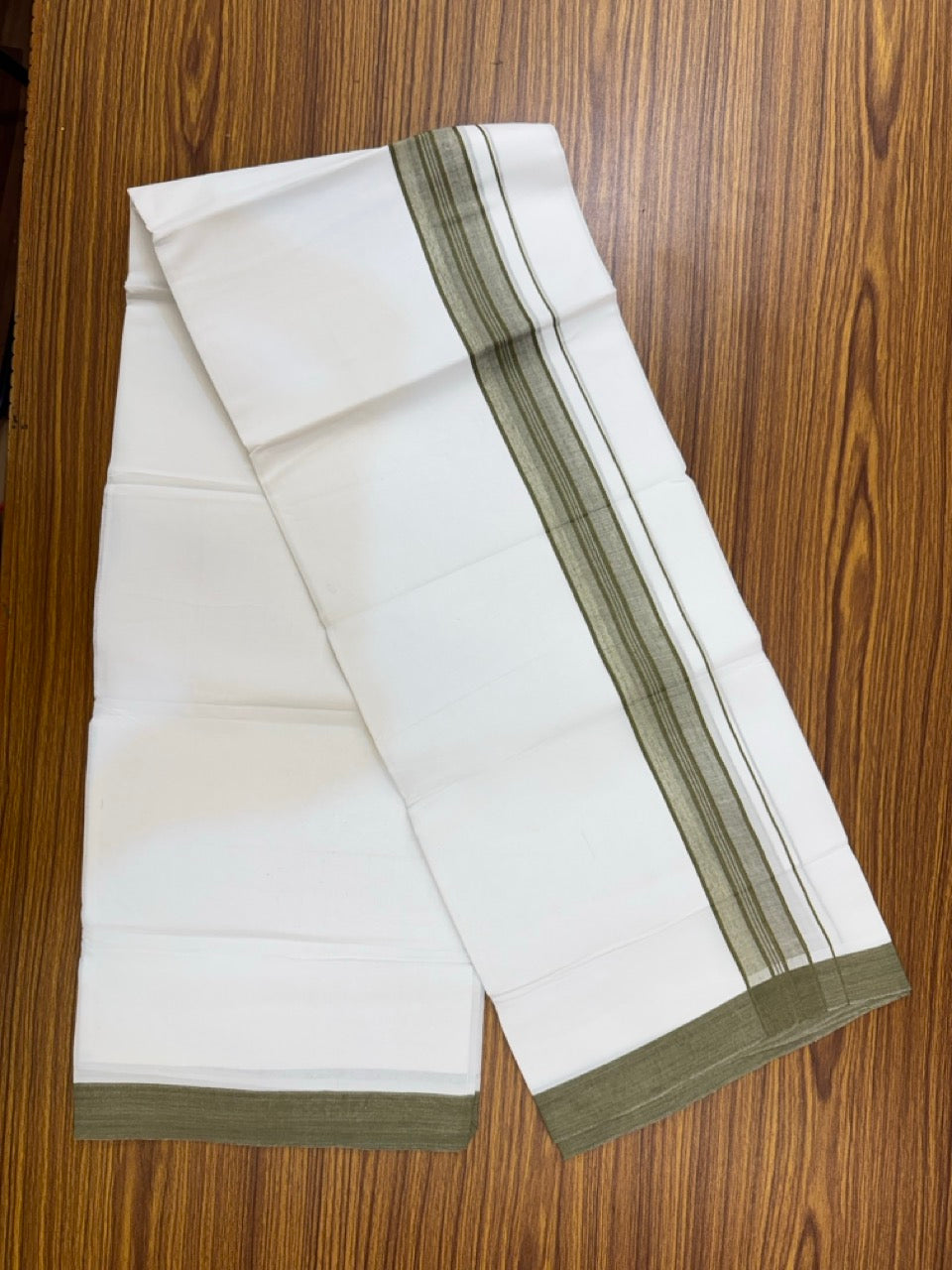 4.5 Meters (10 Muzham) - Pure white double 25% Discount ! KaithariKada Balaramapuram - 100% Pure Cotton 100x80 - Mundu/Dothi - 1.75 inch Sage Green Shaded Kara - 66 KK5258 THI