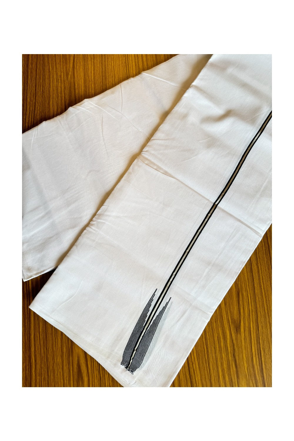 19% DISCOUNT!! KaithariKada Balaramapuram 100% Cotton PURE WHITE Double Mundu/Dhoti-100x100 Puliyilakkara 1 inch Silver kasavu & black striped chutty - 67KK412ASH