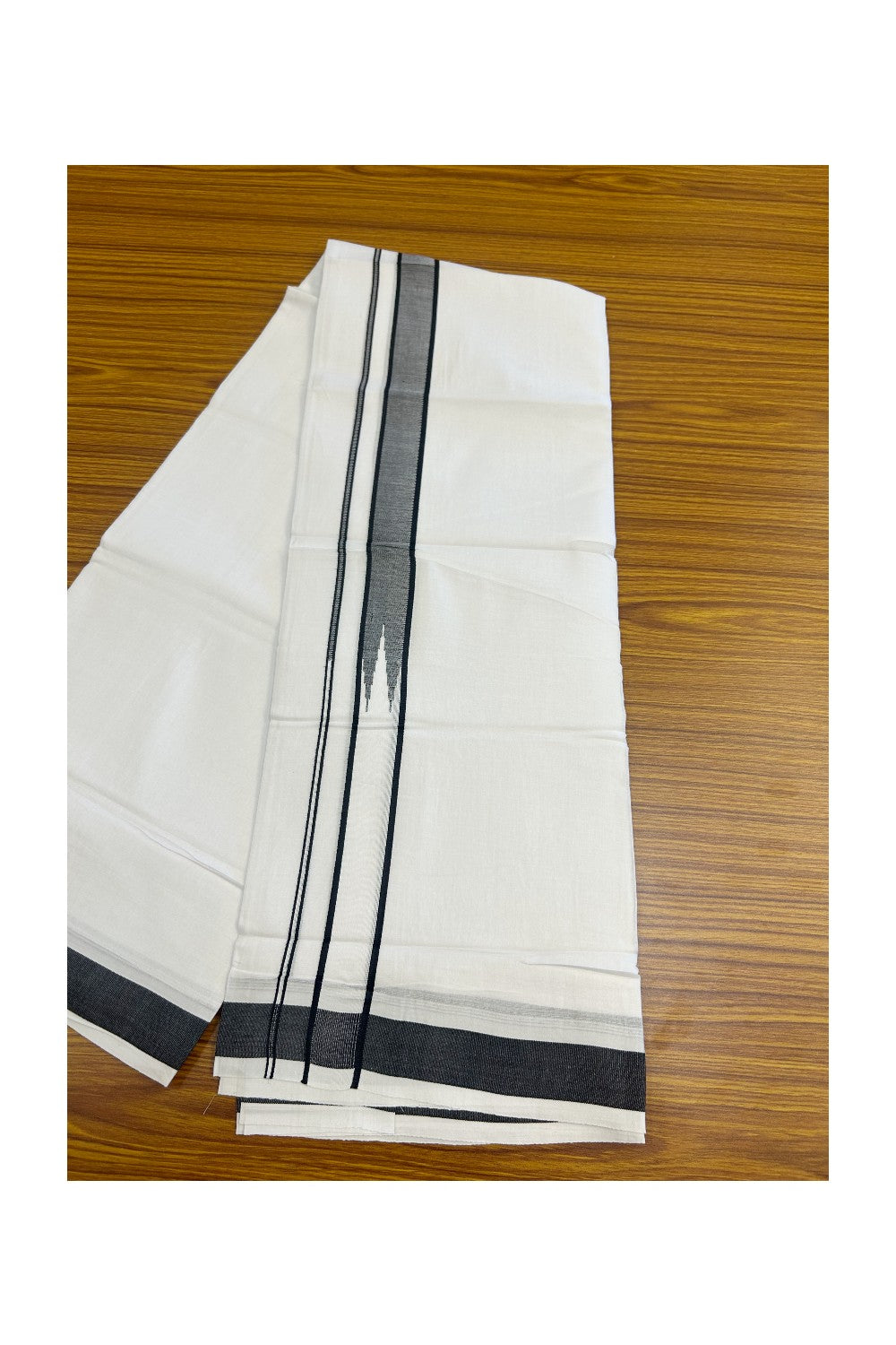 25% DISCOUNT! KaithariKada Balaramapuram 100% Mercerised Cotton Double ULTRA PURE white Mundu/Dhoti - 120x120 - 1.25 inch Heavy Chutty Black Shaded Kara - 7KK5139THI