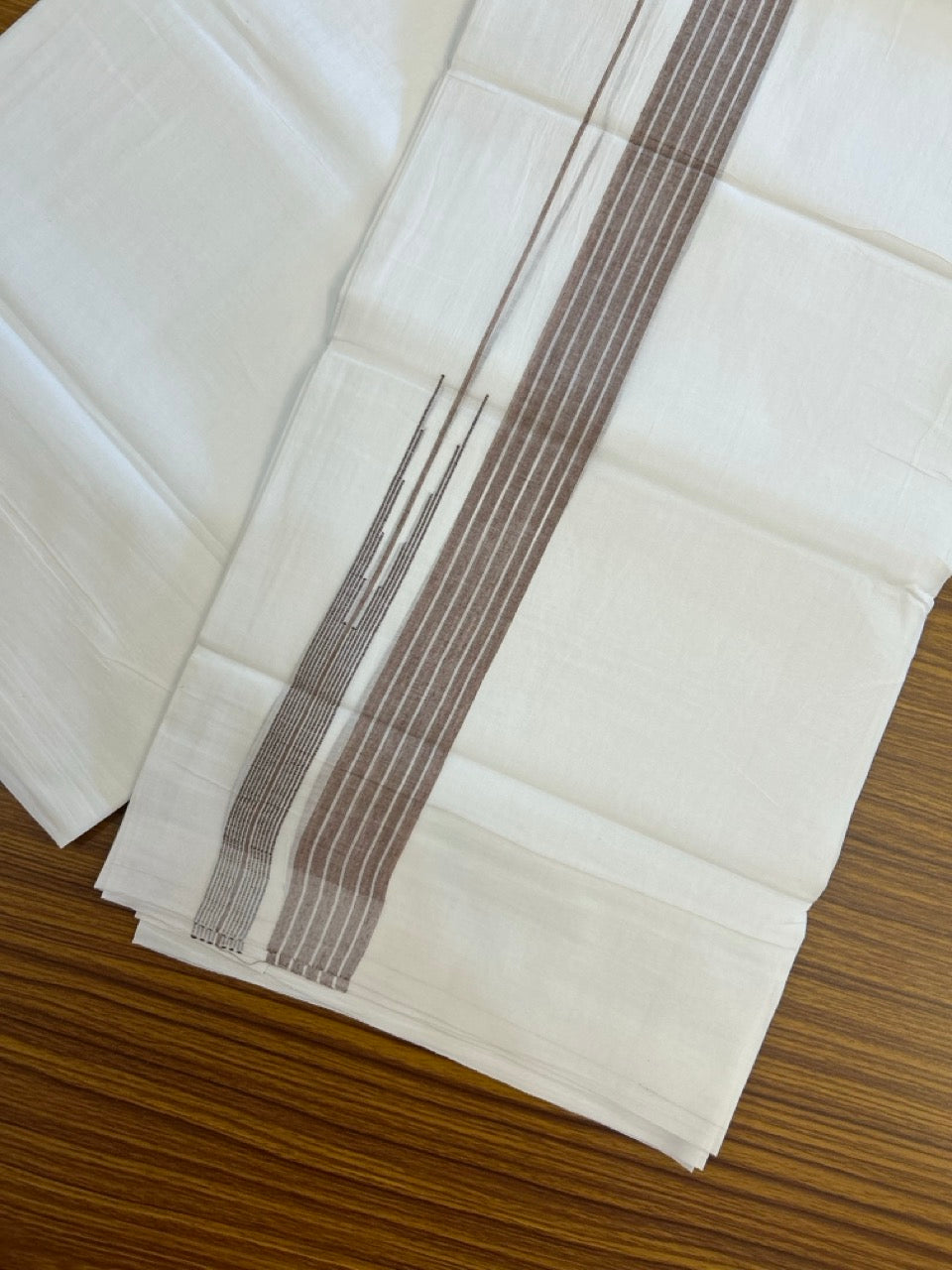 24% Discount! KaithariKada Balaramapuram 100% Cotton Pure white Double Mundu/Dhoti - (100x80)s - 1.5 inch Puliyilakkara Brown Stripes Chutty - 107 KK5258 THI