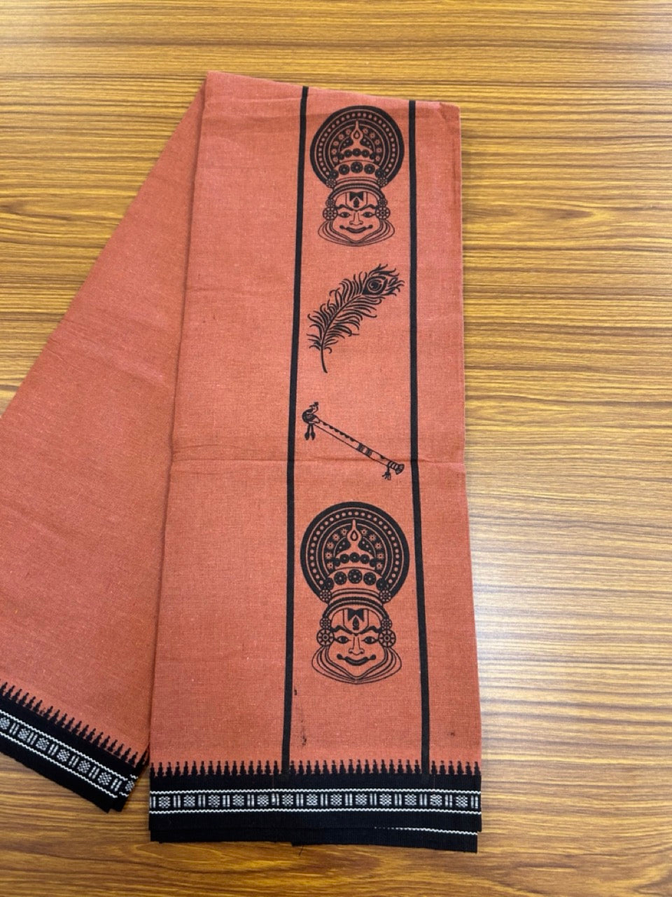 8% Discount!!! Kaitharikada Mixed Cotton Single KAVI - Kaily / Lungi - 3.25 inch BLACK Kathakali Flute Peacock kara Kuppadam Border (2 meter / 4 muzham) - 7KK8027AS