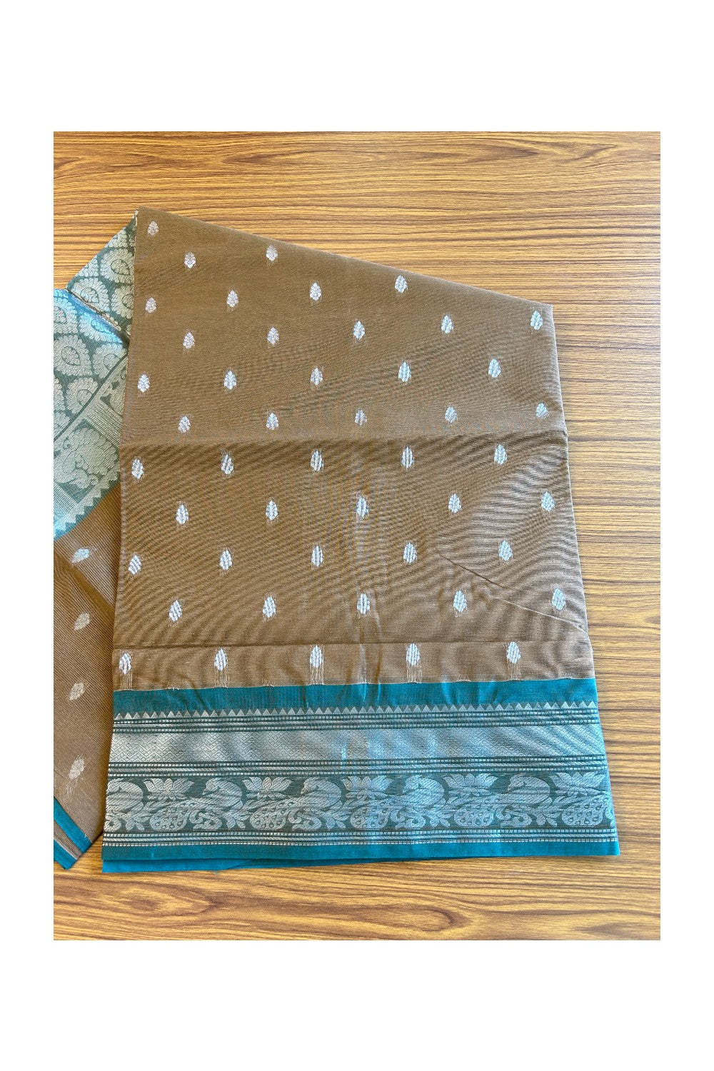 KaithariKada- Balaramapuram Saree - 100% PURE Cotton Silk -Brown & Peacock Blue, Peacock Design -8KK1005PAN.