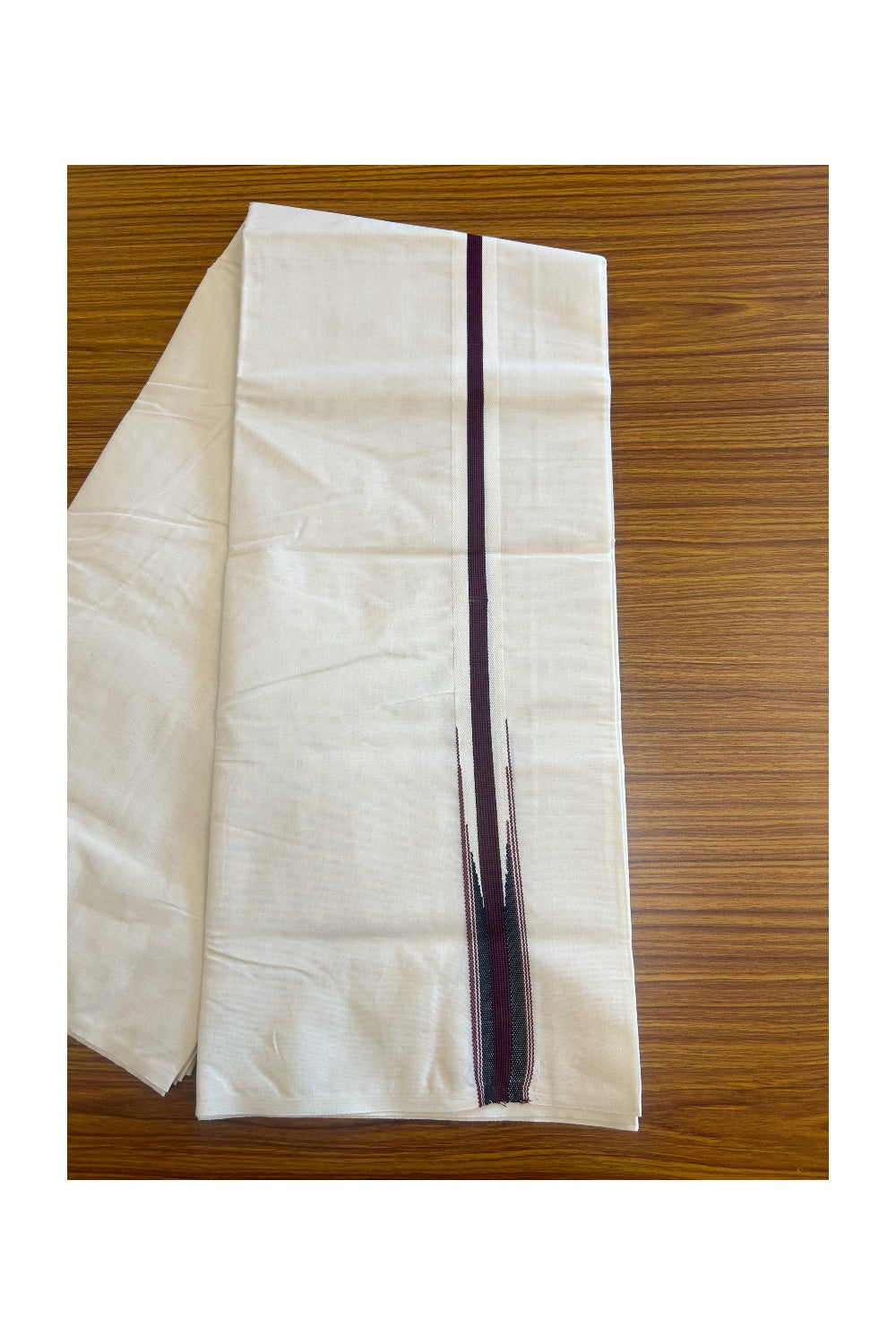 26% Discount! Balaramapuram Double Off white - (Unbleached) Mundu/Dhoti - 100X100 - 1 inch Puliyilakkara Dark Maroon & Black Striped Chutty Kara - 8KK5117ASH