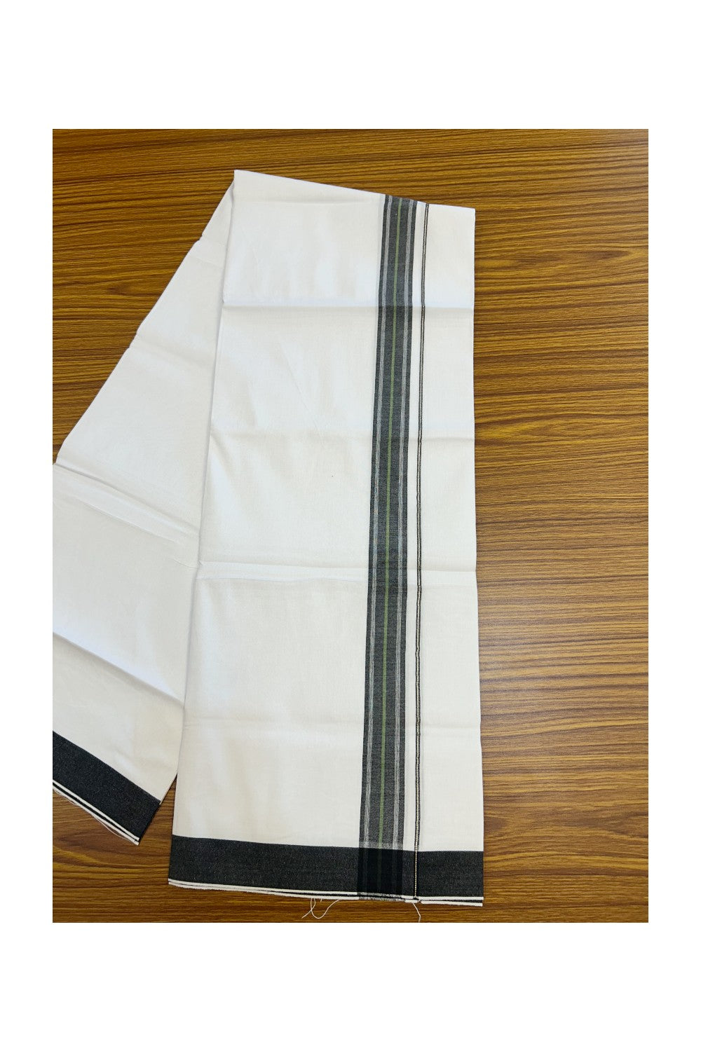 24% Discount !! KaithariKada Balaramapuram 100% Cotton Pure white Single Mundu/Dhoti - Twisted 60s Thread- 1.5 inch Silver Kasavu Black & Green Shaded Striped Kara (2 meter / 4 muzham) - 8KK5241 GL