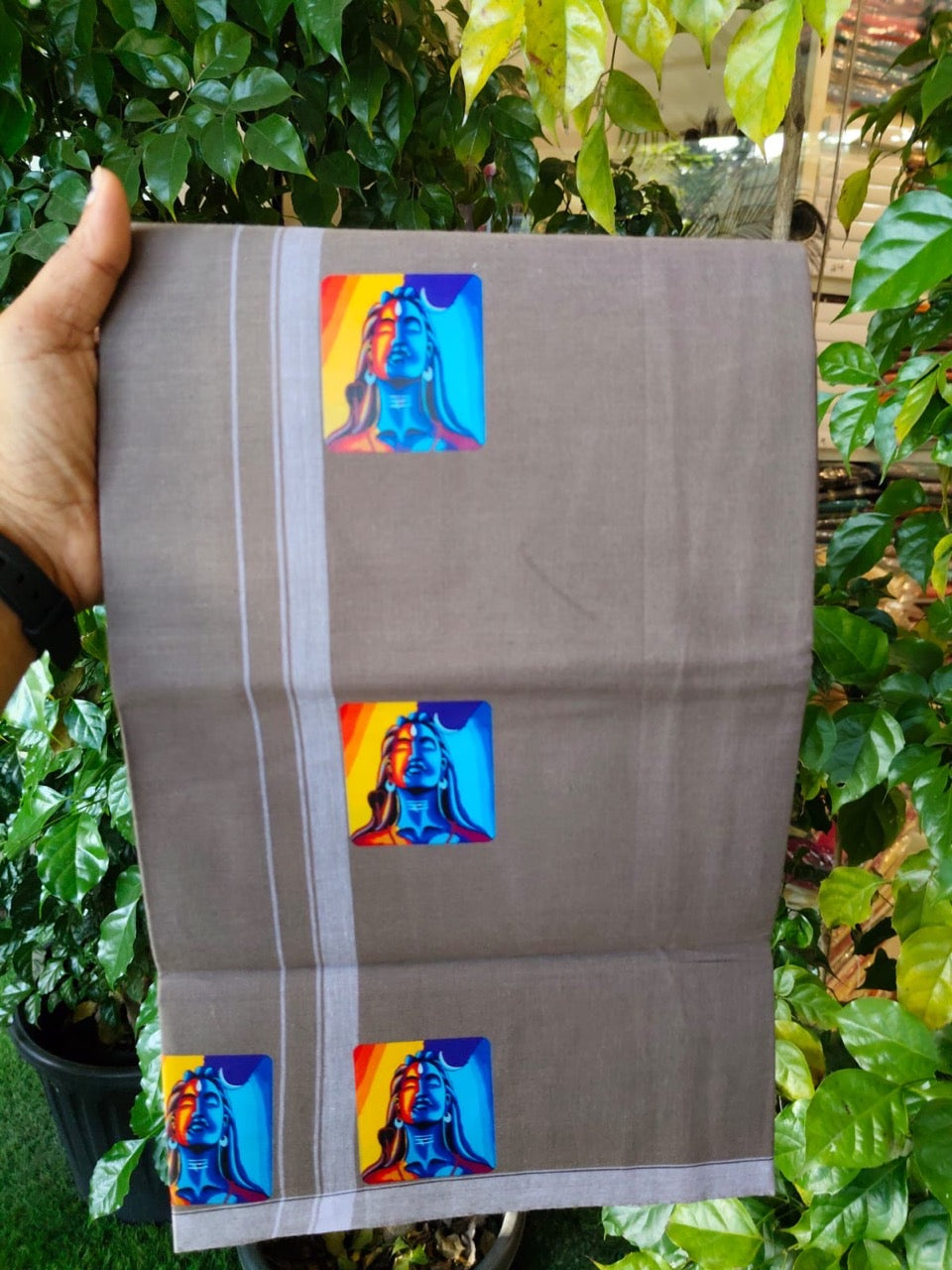 9% Discount !! Kaitharikada Pure Cotton - Single Kaily / Lungi - (40s) - Printed Shiva Design & 0.5 inch White kara with Grey colour body (2 meter / 4 muzham) - 6 KK8028 GAN
