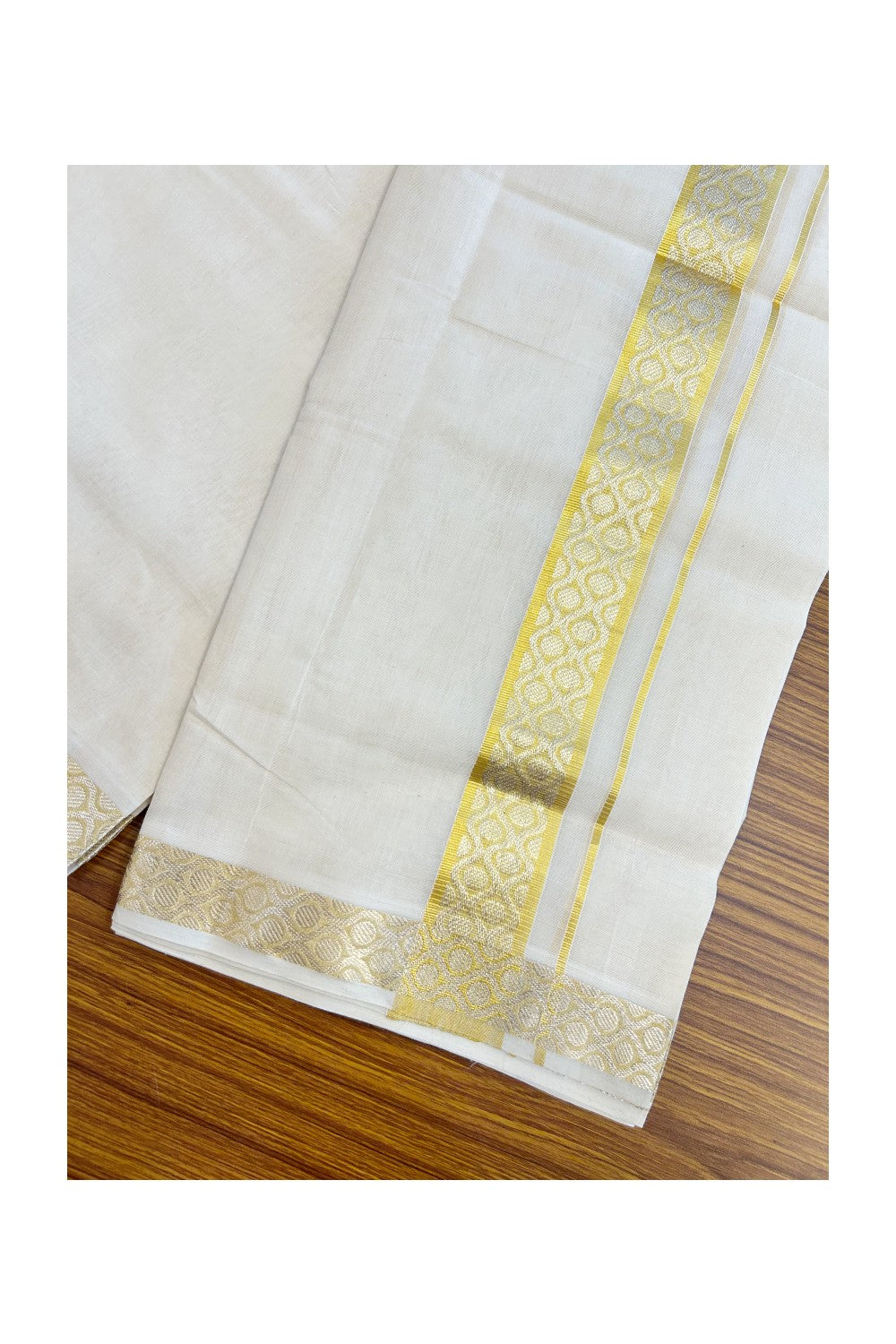 25% DISCOUNT ! KaithariKada HANDLOOM Unakkupaav Balaramapuram - 100% PURE Cotton Off White - (Unbleached) Double Mundu/Dhoti - 1.75 inch Gold Kasavu Jacquard Design Kara - 9KK5190ABH