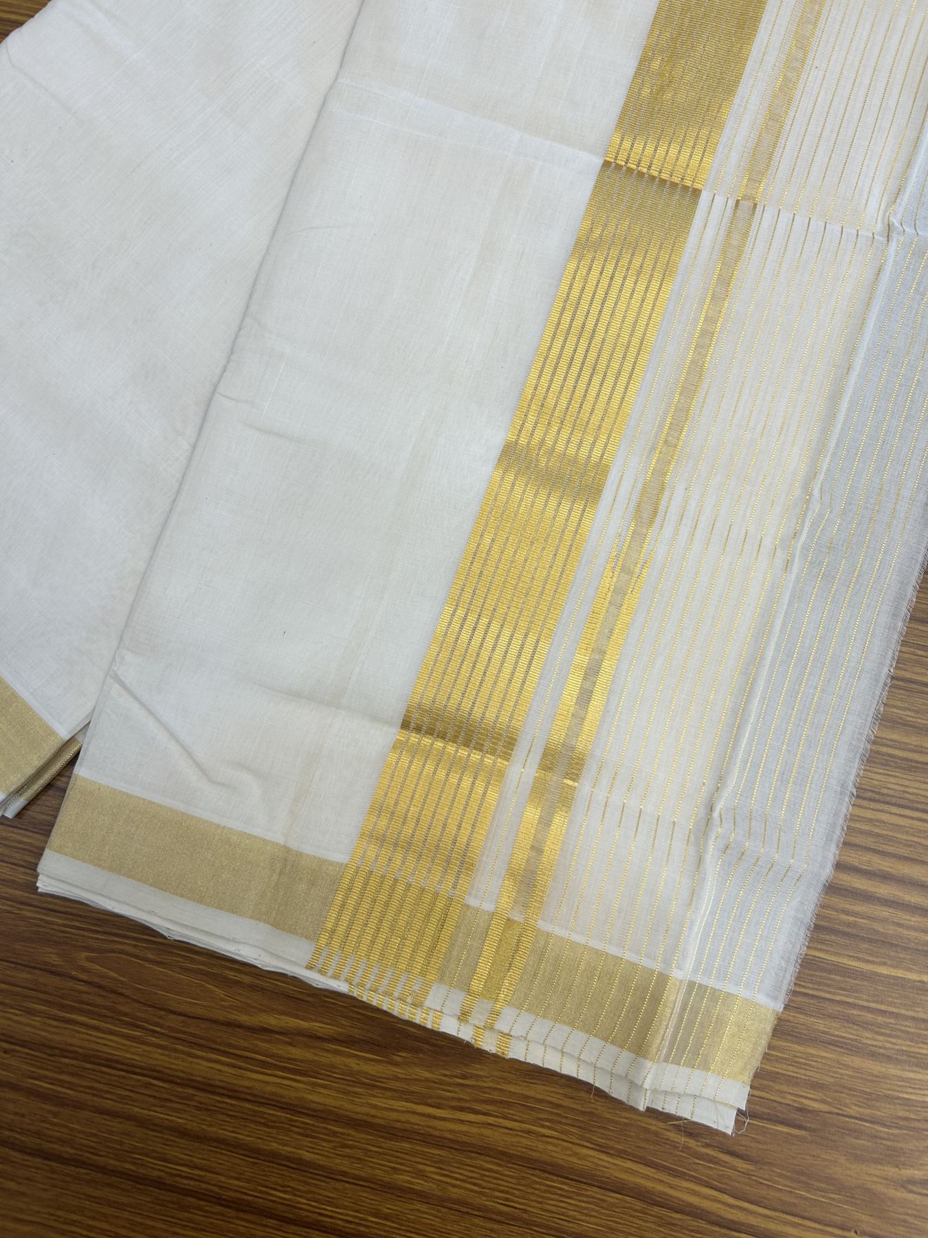 25% Discount ! KaithariKada Handloom Unakkupaav Kerala Handloom - Pure Cotton Off White - (Unbleached) Double Mundu/Dhoti - (100X80) - 7 inch Puliyilakkara Gold Kasav Striped Chutty & Half Striped Kara - 4 mtr (8.5 Muzham) - 7 KK5342 ABH