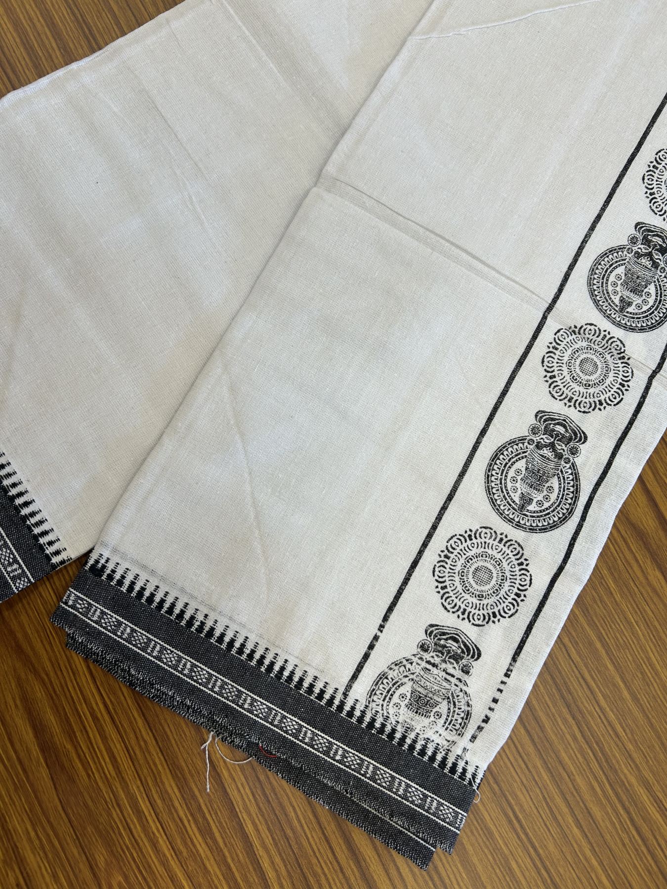 Kaitharikada - Polyster + Cotton - 40s twisted - Pure white Single Kaily / Lungi - 2.75 inch Black Kadhakali Printed Kuppadam Border with White colour body (2 meter / 4 muzham) - 4 KK8041 GAN