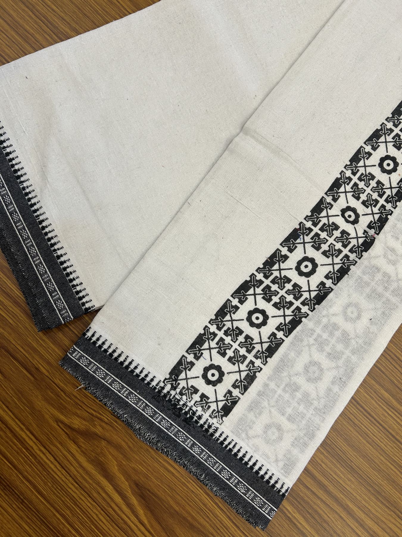 Kaitharikada - Polyster + Cotton - 40s twisted - Pure white Single Kaily / Lungi - 2.5 inch Black Printed Kuppadam Border with White colour body (2 meter / 4 muzham) - 12 KK8041 GAN