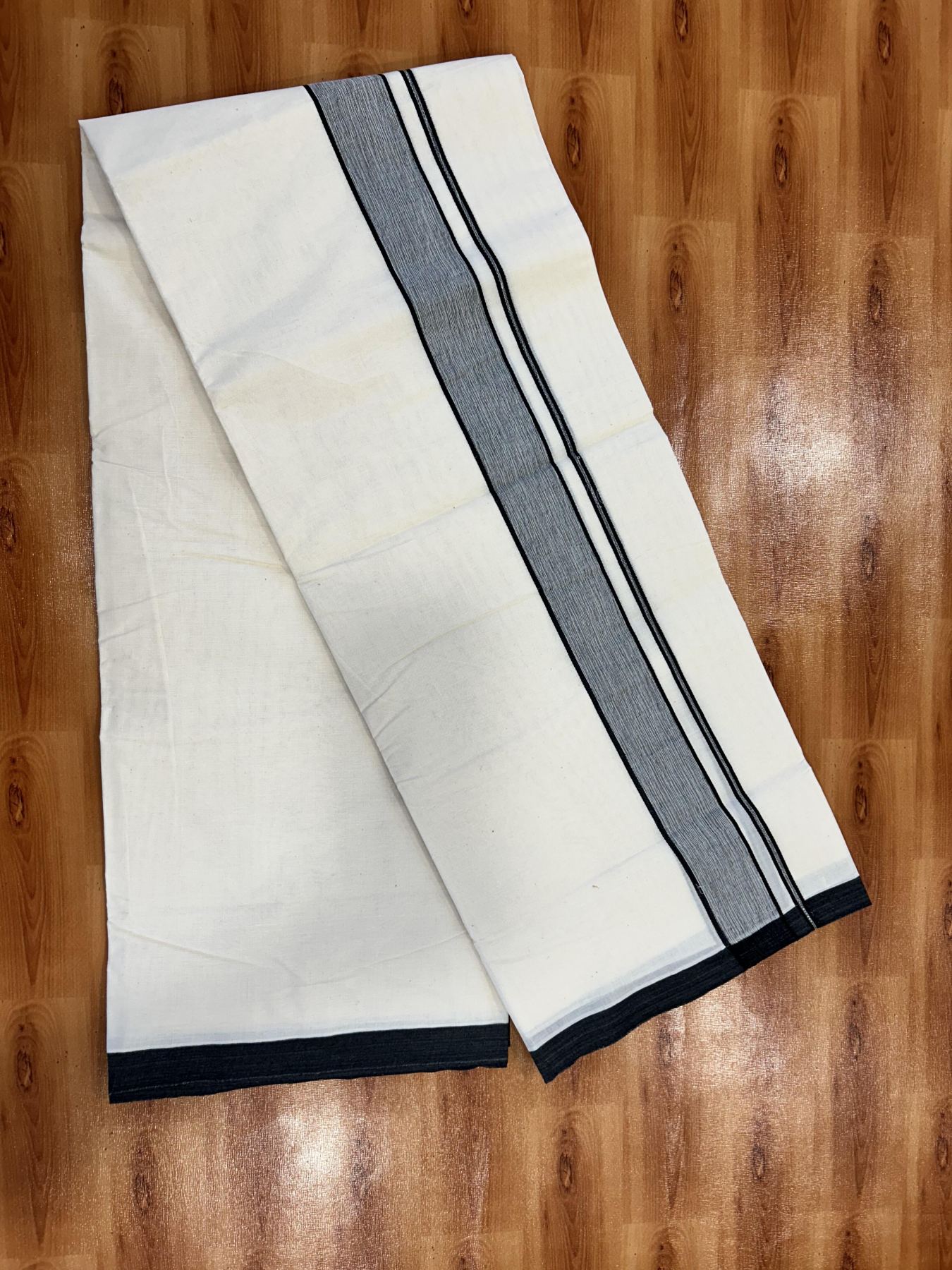 Double Off white Mundu/Dhoti - 20% Discount! KaithariKada Balaramapuram - 100% Cotton 100x100 - 2 inch Black Shaded Kara 4 mtr (8.5 muzham) - 20 KK5407 ASH