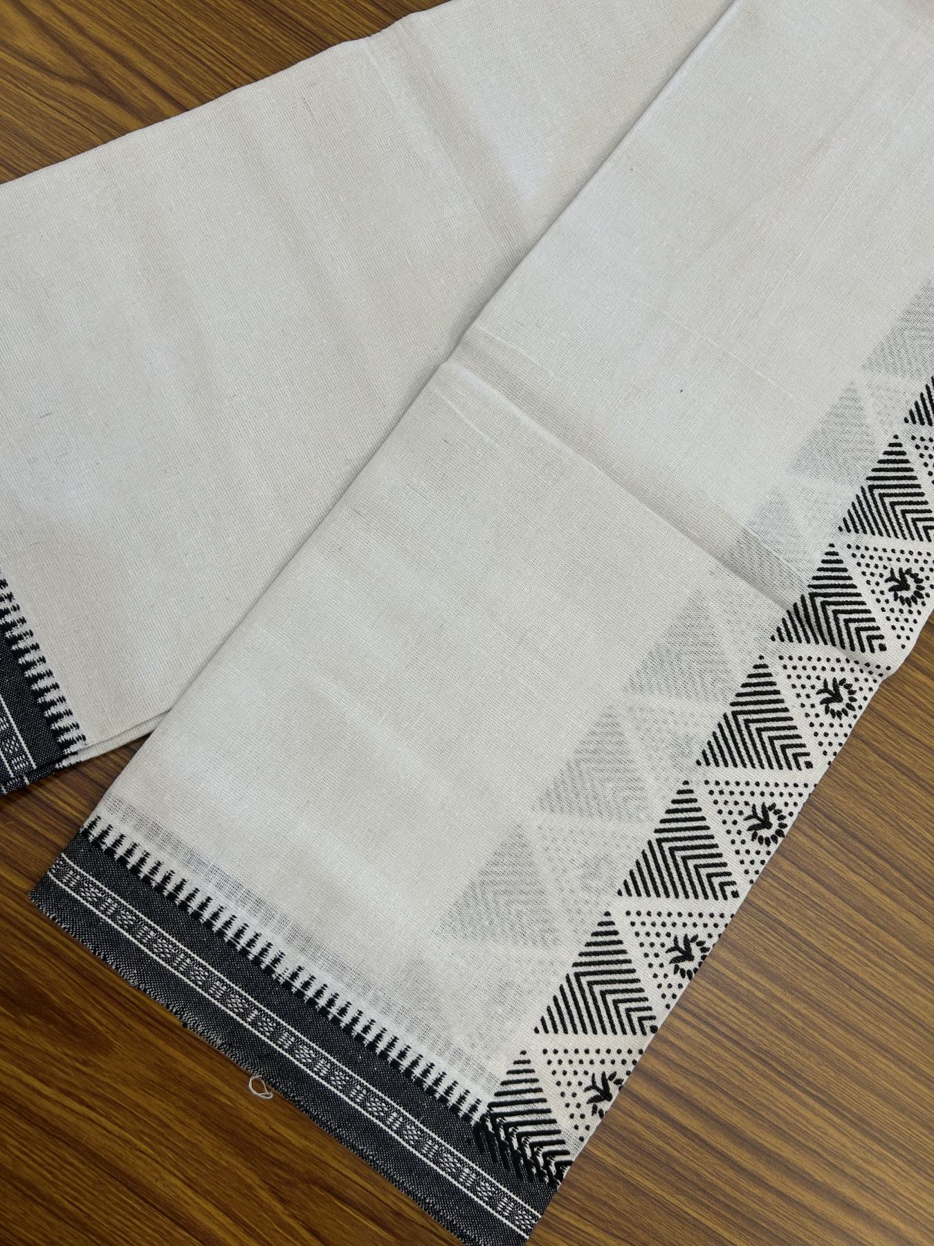 Kaitharikada - Polyster + Cotton - 40s twisted - Pure white Single Kaily / Lungi - 2 inch Black Printed Kuppadam Border with White colour body (2 meter / 4 muzham) - 13 KK8041 GAN