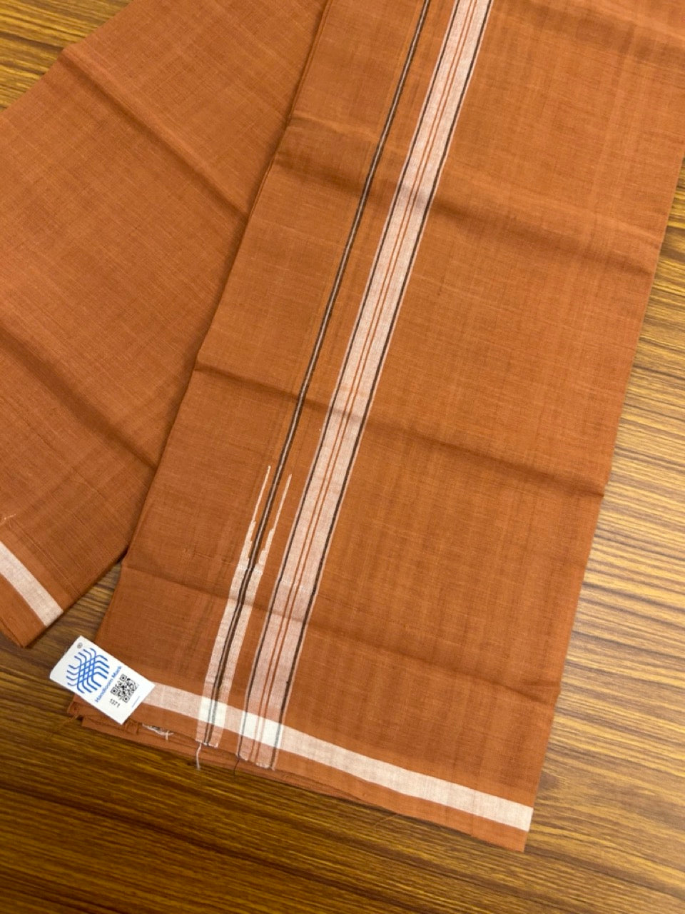 10% Discount !! KaithariKada 100% Pure Cotton - HANDLOOM Single Mundu/Dhoti KAVI Brown COLOUR BODY & 0.75 inch White Puliyilakkara Black Striped Chutty Kara (2 meter / 4 muzham) - 3KK8020ELA