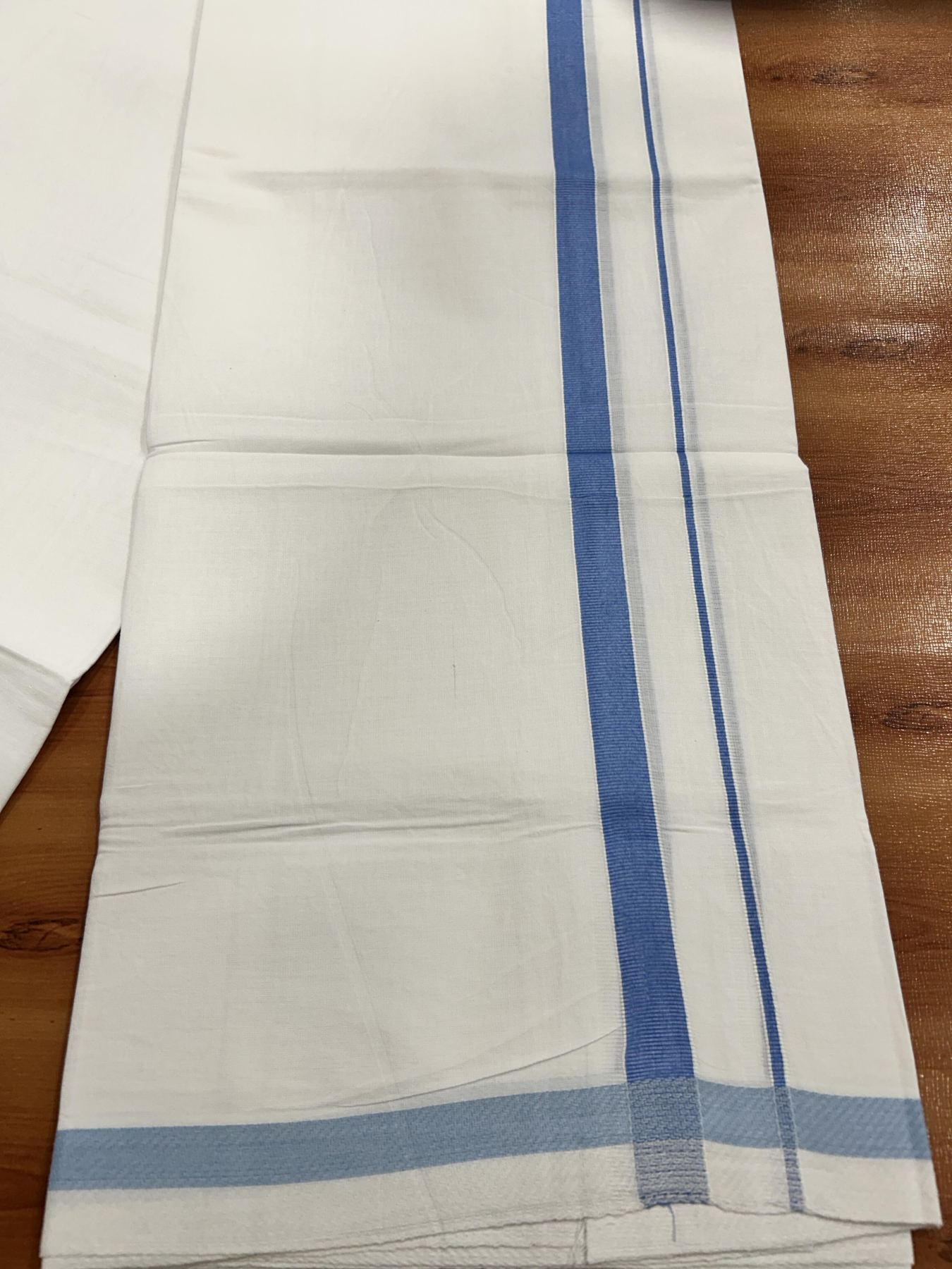 Single Pure White Mundu/Dhoti - KaithariKada Balaramapuram Pure Cotton - 70x30 - 0.5 Inch Light Blue Kara 1.90 mtr (4 muzham) - 2 KK5418 PMC