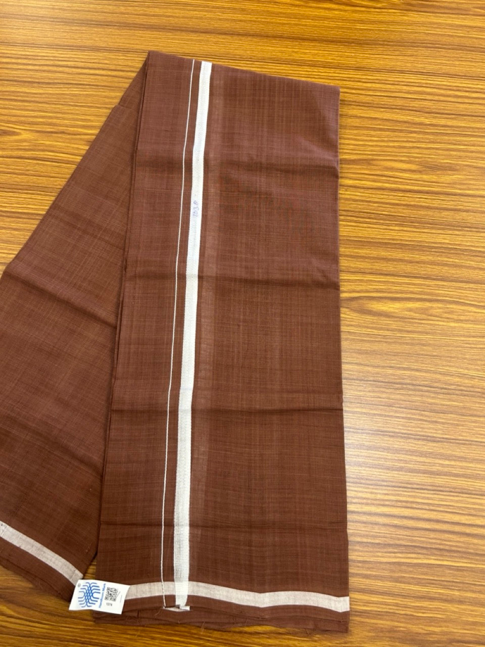 10% Discount !! KaithariKada 100% Pure Cotton - HANDLOOM Single Mundu/Dhoti Dark Brown COLOUR BODY & White 0.5 inch Kara (2 meter / 4 muzham) - 15KK8020ELA