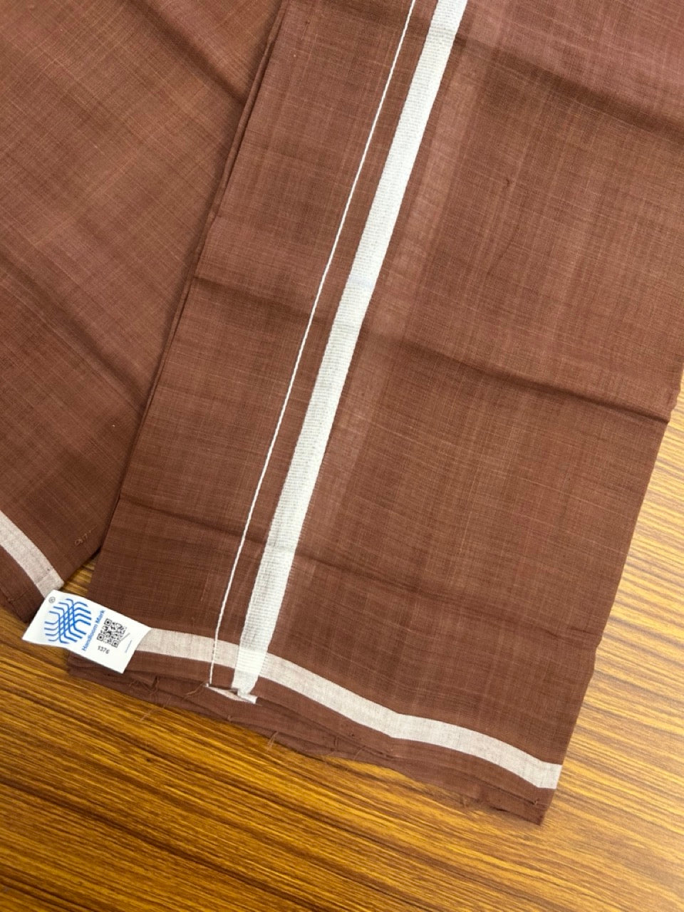 10% Discount !! KaithariKada 100% Pure Cotton - HANDLOOM Single Mundu/Dhoti Dark Brown COLOUR BODY & White 0.5 inch Kara (2 meter / 4 muzham) - 15KK8020ELA