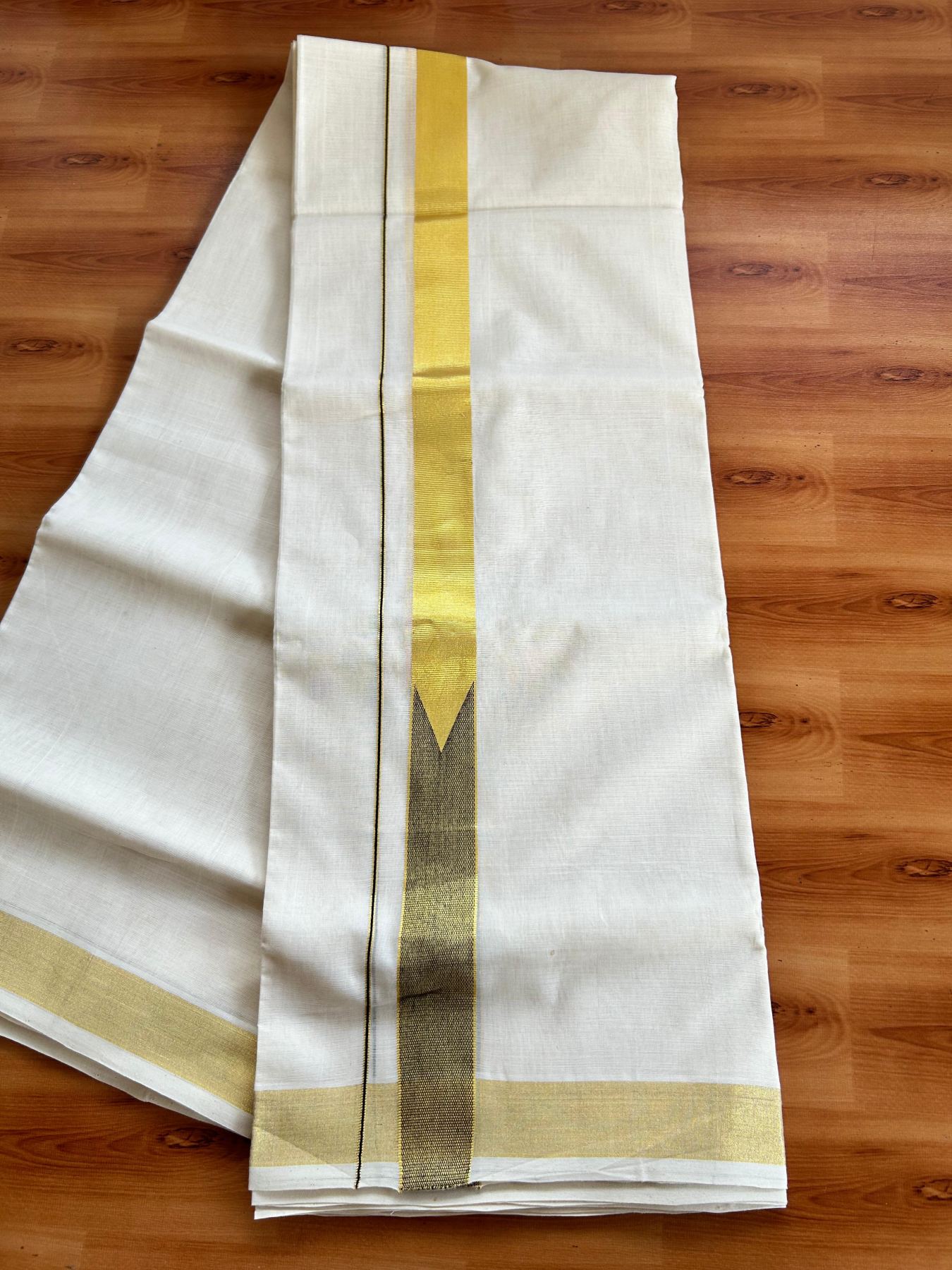Double Off White (Unbleached) Mundu/Dhoti - 25% Discount!! KaithariKada Kerala Handloom Unakkupaav - 100% Pure Cotton - 100x80 - 1.25 Inch Gold Kasav Black Chutty Kara - 1 KK5491 ABH