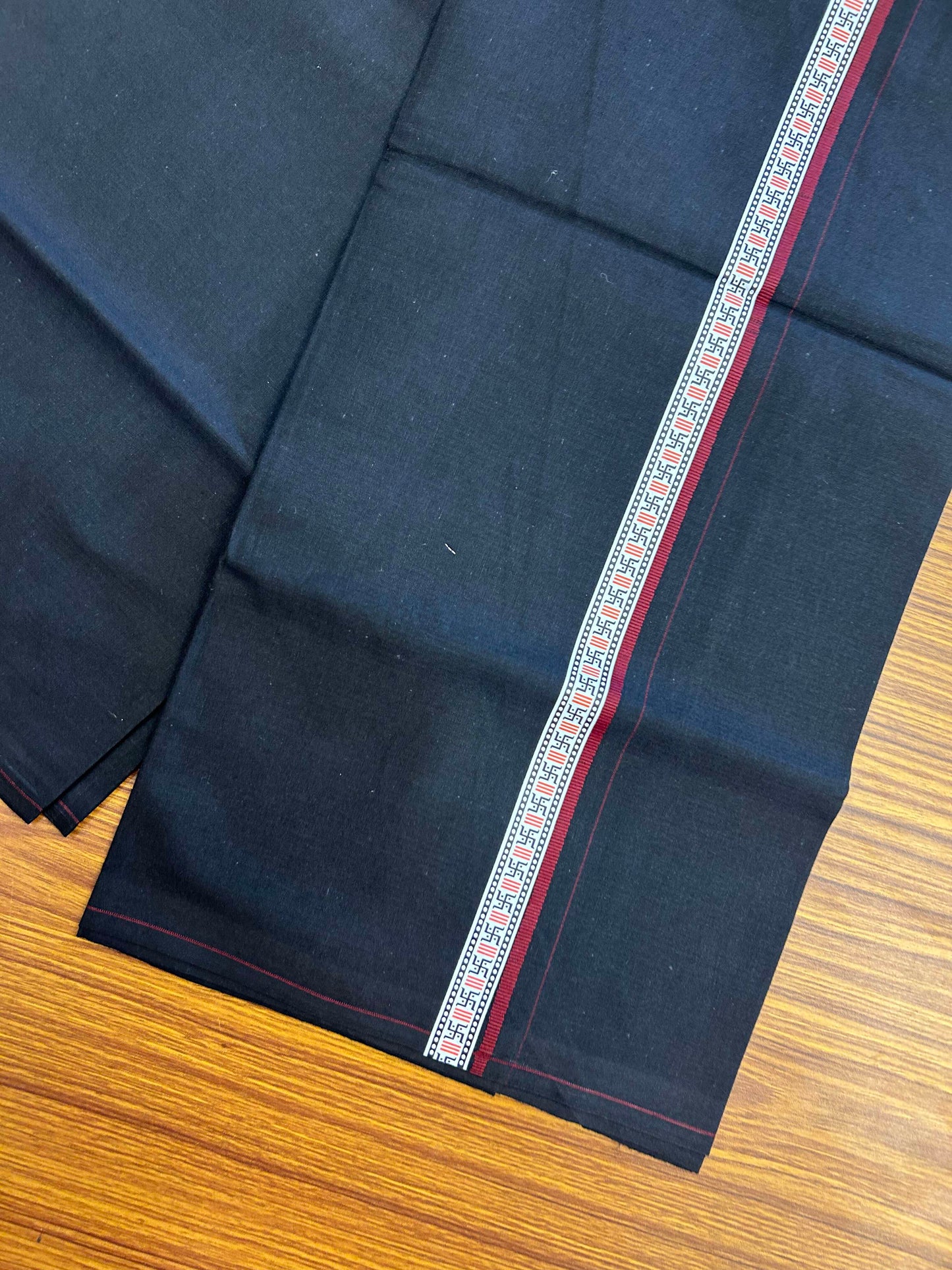 39% Discount! Kaitharikada - Pure Cotton - Single Kaily / Lungi - (60s) - 1 inch Maroon & Multi colour Pattern Printed Kambi kara with Black colour body (2 meter / 4 muzham) - 6 KK8043 GAN