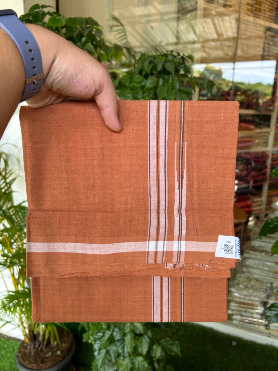 10% Discount !! KaithariKada 100% Pure Cotton - HANDLOOM Single Mundu/Dhoti KAVI Brown COLOUR BODY & 0.75 inch White Puliyilakkara Black Striped Chutty Kara (2 meter / 4 muzham)- 7KK8020ELA