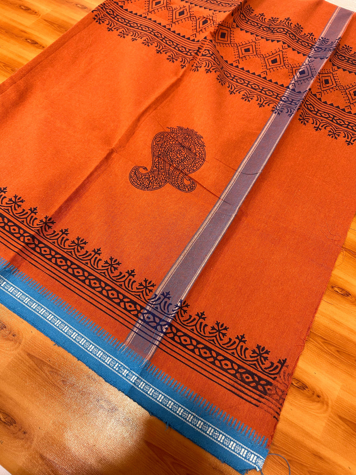 Single Kaily / Lungi - Kaitharikada - Mixed Cotton - 40s twisted - 1.5 inch Blue Printed Design Kara With Kavi Colour Body (2 meter / 4 muzham) - 5 KK8084 GAN