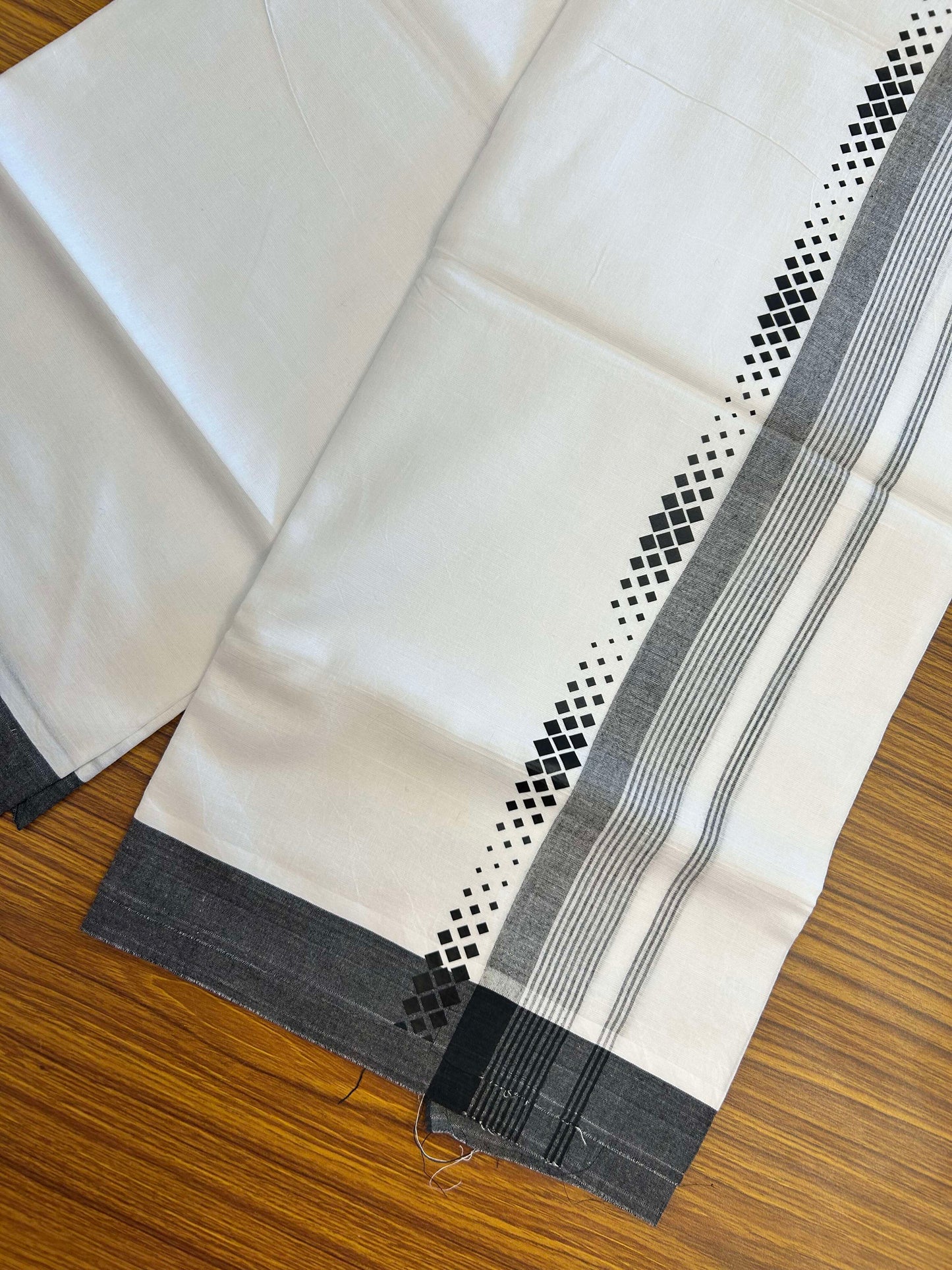 20% Discount ! KaithariKada Balaramapuram Cotton Double Pure white Mundu/Dhoti- 60s - 2.5 inch Black Printed Stripes Design Kara - 3.65 mtr (8 muzham) - 13 KK5309 GAN