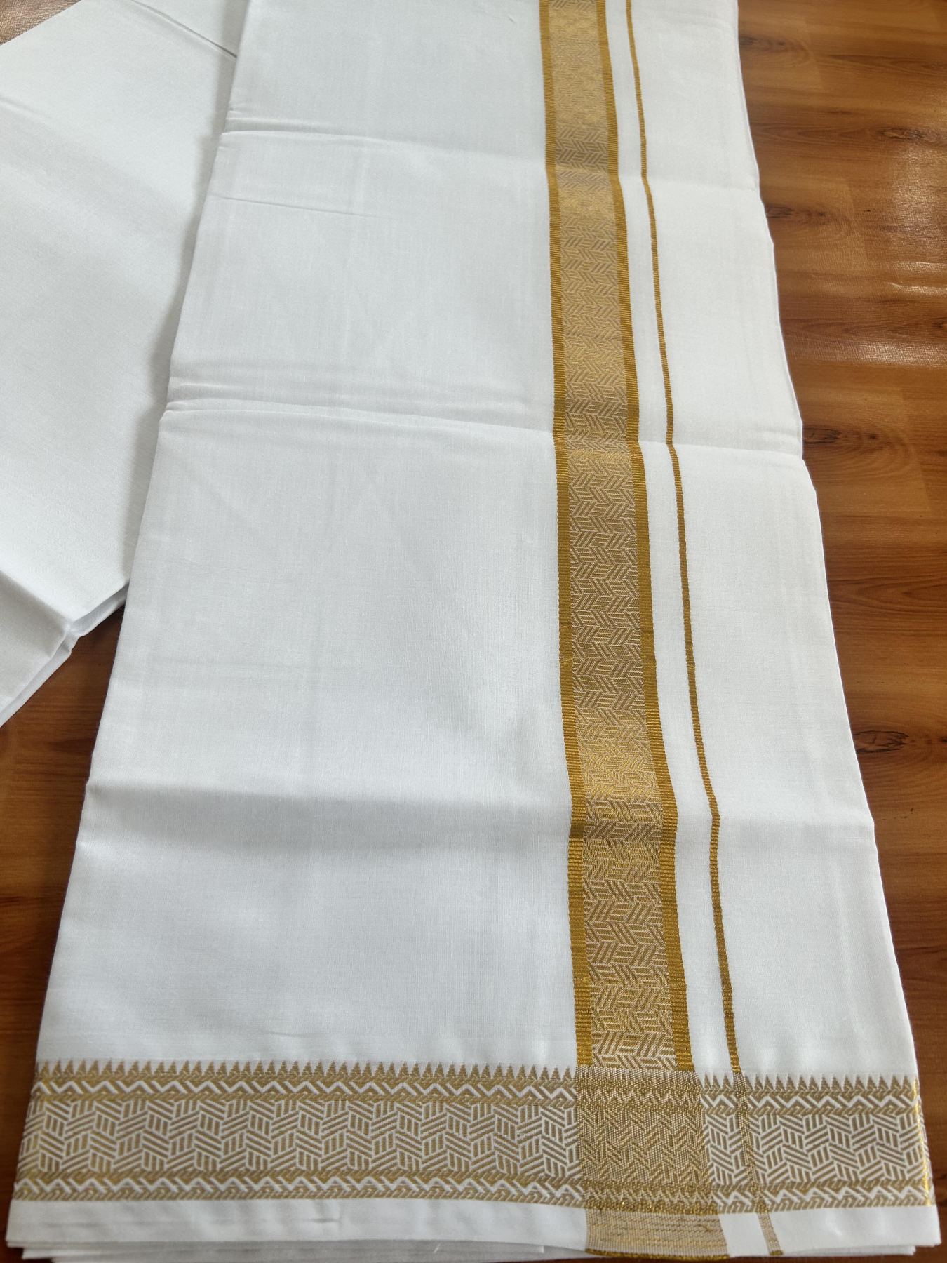 Double Pure White Mundu/Dhoti - 20% Discount!! Kaitharikada Balaramapuram Pure Cotton - 60s - 1.5 inch Gold Kasav Jacquard Design Kara 4 mtr (8.5 Muzham) - 2 KK5406 GAN