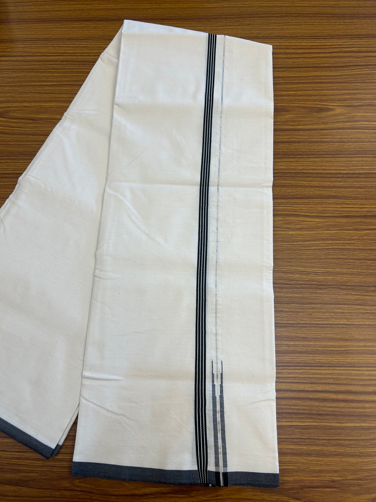 20% Discount!! KaithariKada Balaramapuram 100% Cotton Single Off white (Unbleached) Mundu/Dhoti- Twisted 100s Thread - 1.5 cm Puliyilakkara Silver Kasav & Black Striped Chutty Kara (2 meter / 4 muzham) - 3 KK5346 ASH