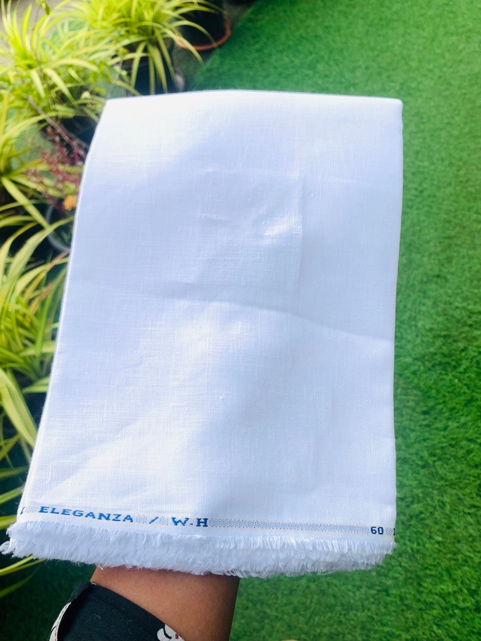 19% Discount !!NEW! Kaitharikada Shirt & Kurta MATERIAL -PURE WHITE- Politician White Colour 60 Lea 100% Linen Eleganza 200x150(cm) (₹ 1847 Per meter) - 3KK7004SAR