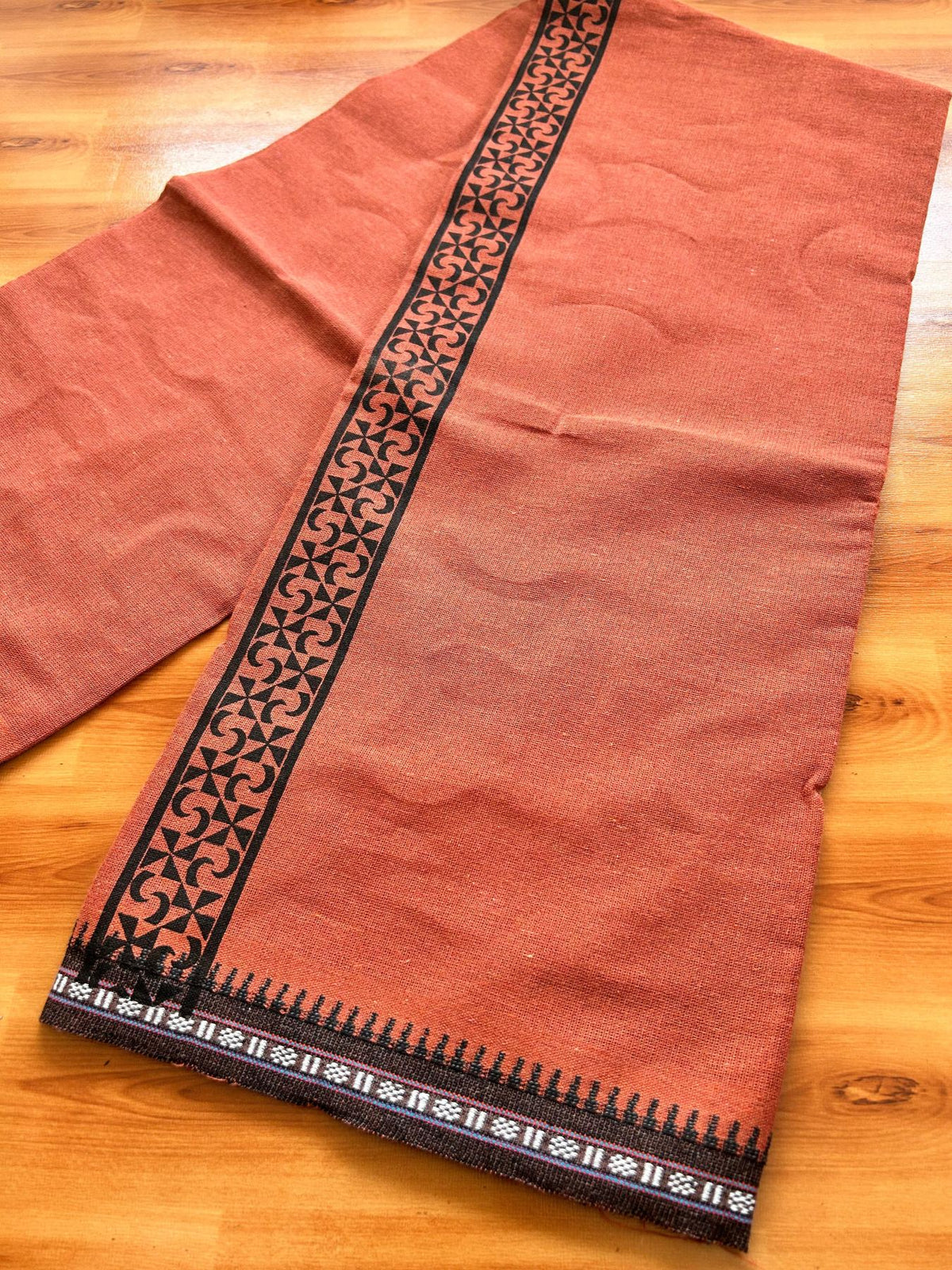 Single Kaily / Lungi - Kaitharikada - Mixed Cotton - 40s twisted - 1.75 inch Black Printed Design Printed Kuppadam Kara With Kavi Colour Body (2 meter / 4 muzham) - 14 KK8075 SAT