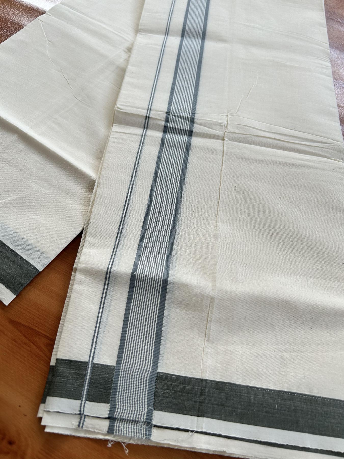 Single Off White - (Unbleached) Mundu/Dhoti - KaithariKada Balaramapuram Pure Cotton 70x30 - 1.25 inch Greyish Sage Green Striped Kara (2 meter /4 muzham) - 9 KK5409 PMC