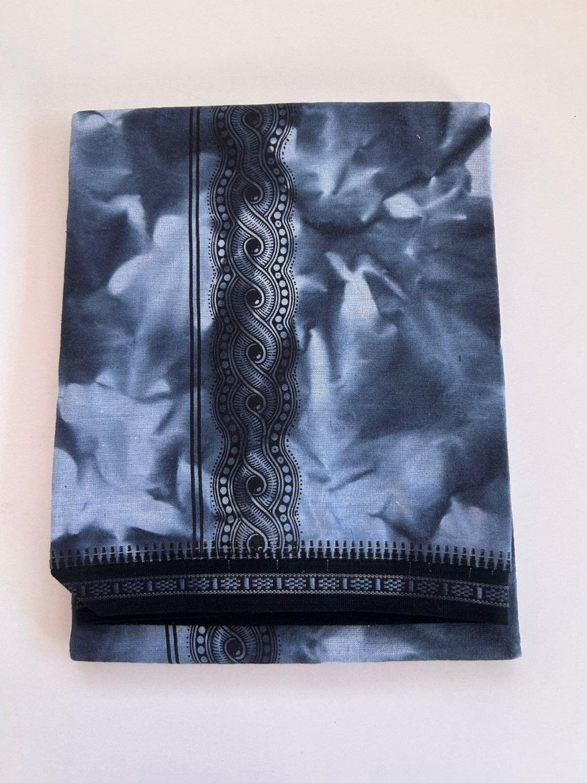 Single Kaily / Lungi - Kaitharikada - Mixed Cotton - 40s twisted - 2 inch Black Printed Design Kara With Ash Blue & White Shaded Colour Body (2 meter / 4 muzham) - 13 KK8088 SAT