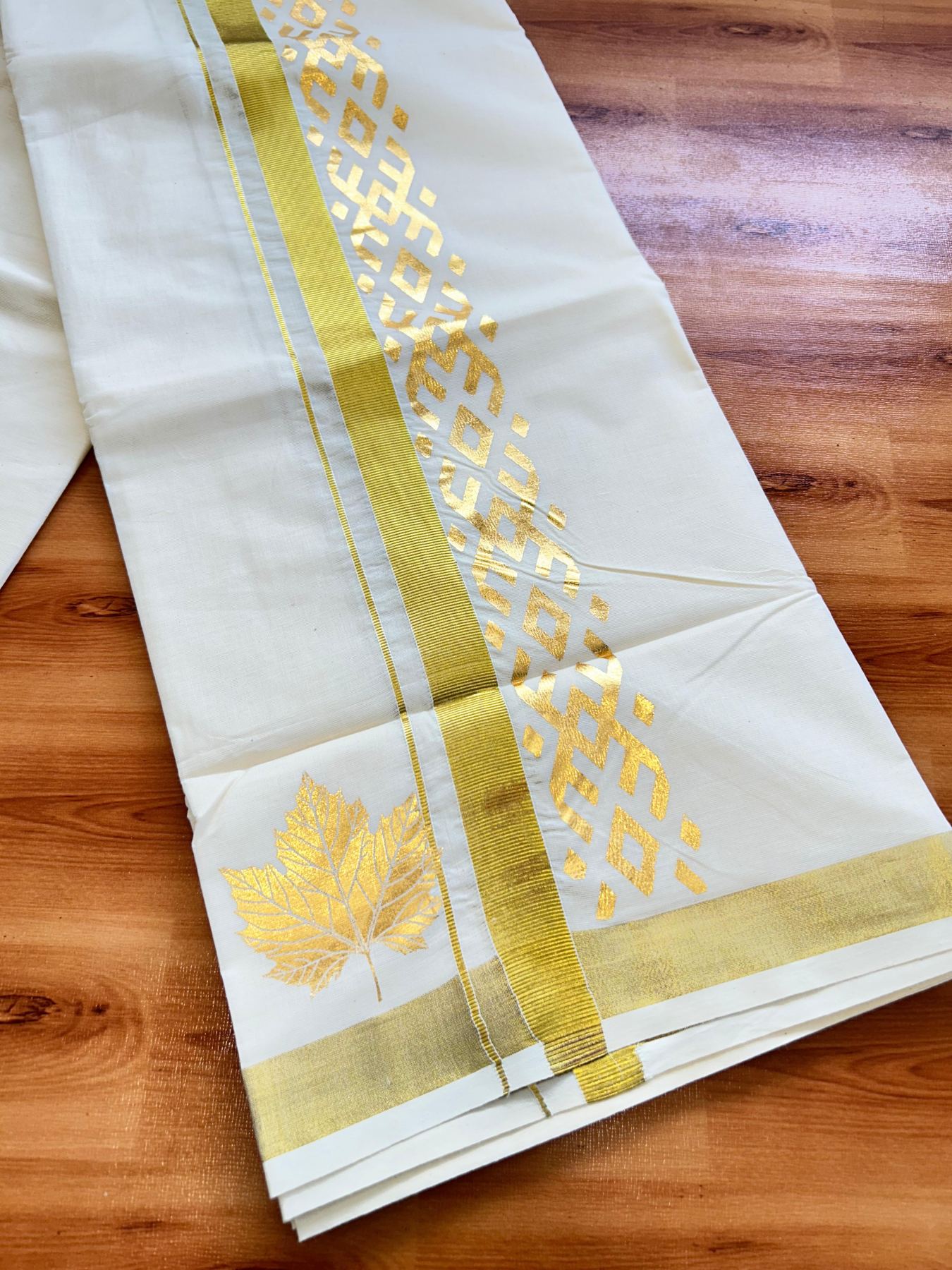 Double Off White (Unbleached) Mundu/Dhoti - 20% Discount!! KaithariKada Mixed Cotton (60s) - 3 inch Gold Kasav & Printed Designer Kara 4 mtr (8.5 Muzham) - 42 KK5487 CKS