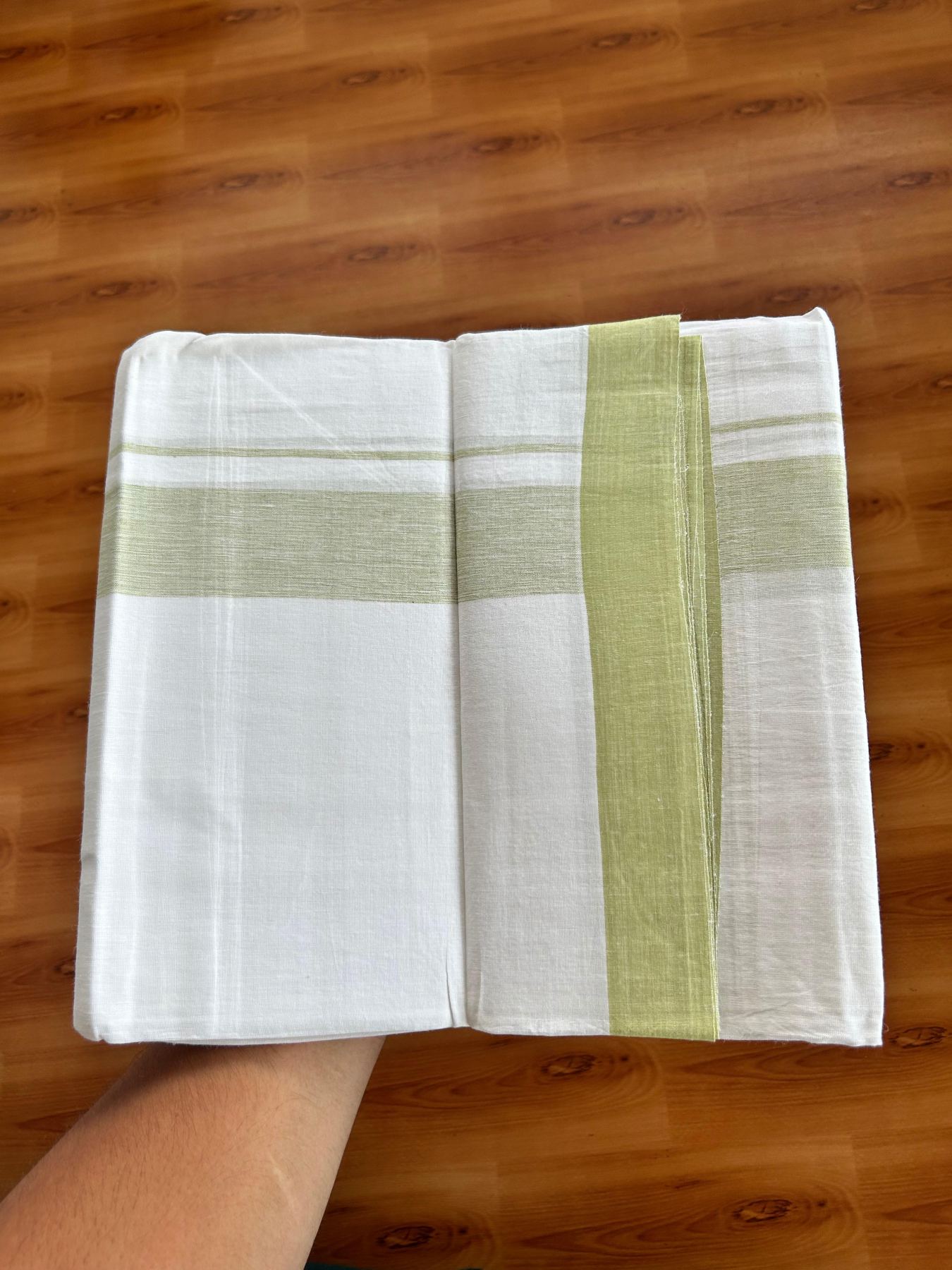 Linen Dhoti New! 20% Discount from Kaitharikada.com - Double Mundu/Dhoti (80s) Thread Pure White - Pure Cotton + Linen - 1.75 Inch Light Green Shaded Kara 4 mtr (8.5 muzham) - 8 KK5493 THI