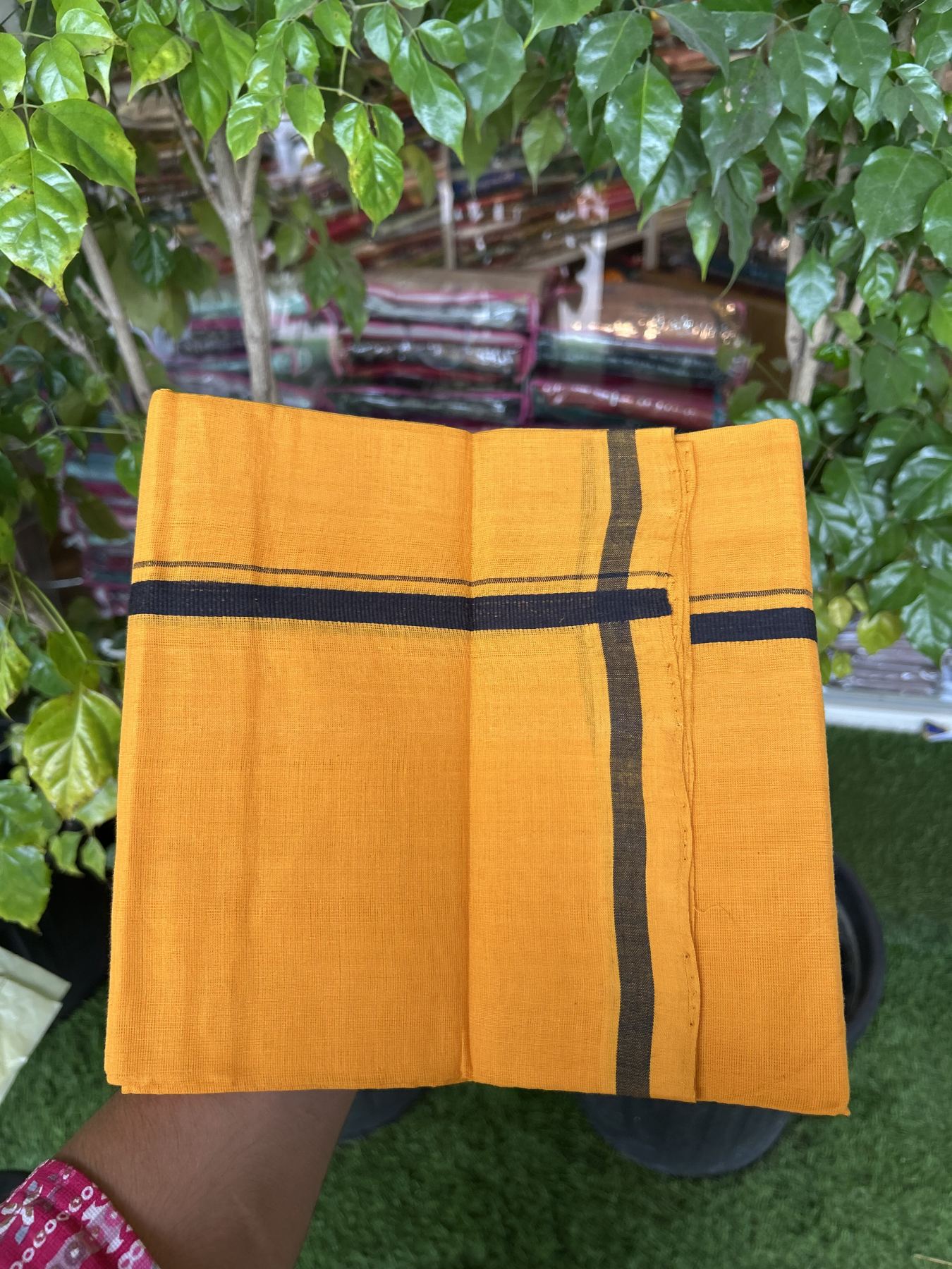 Kerala Handloom Single - 10% Discount !! KaithariKada 100% Pure Cotton - Mundu/Dhoti 1 cm Black Kara with Light Orange colour Body - (2 meter / 4 muzham) - 30 KK8044 ELA