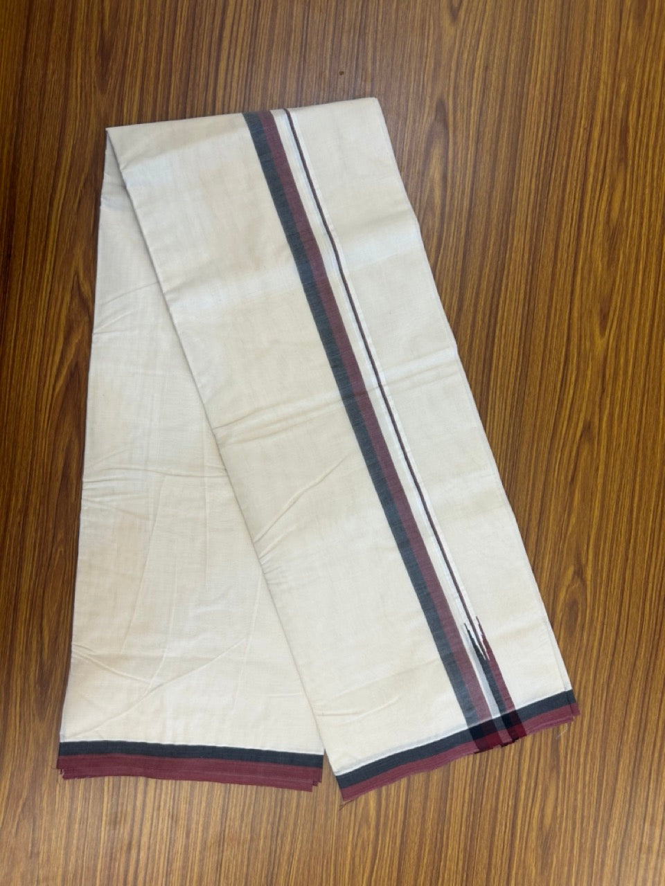 DMK Veshti - 20% DISCOUNT! KaithariKada 100% Cotton off white Double - (Unbleached) Mundu/Dhoti - 100X100 - 1 inch Puliyilakkara Black & Maroon Shaded Chutty kara - 27 KK5268 ASH