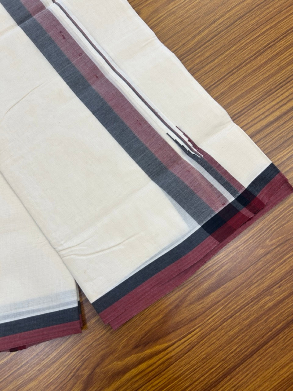 DMK Veshti - 20% DISCOUNT! KaithariKada 100% Cotton off white Double - (Unbleached) Mundu/Dhoti - 100X100 - 1.75 inch Puliyilakkara Black & Maroon Chutty kara - 25 KK5268 ASH