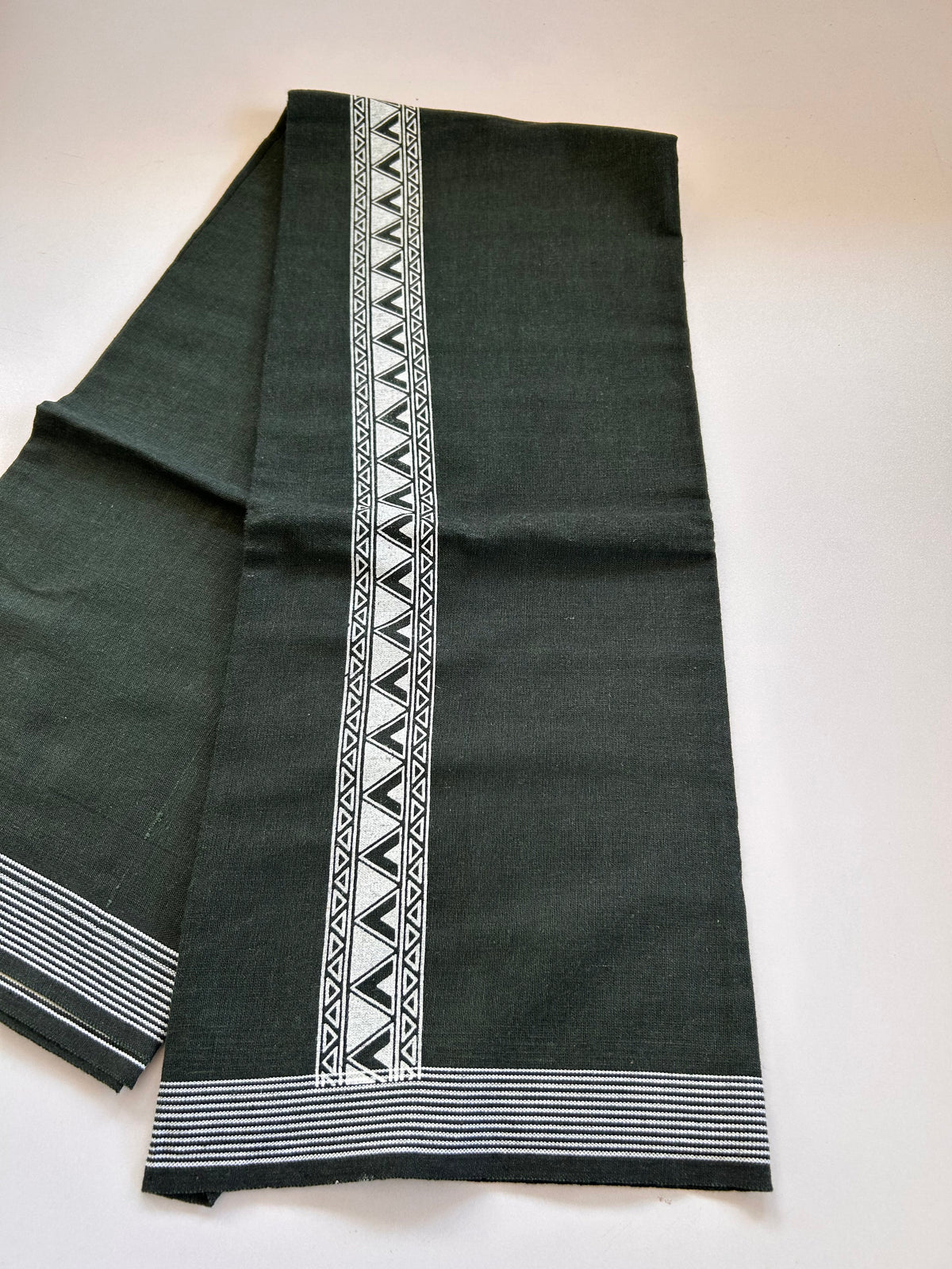 Single Kaily / Lungi - Kaitharikada - Mixed Cotton - 2/40s twisted - 2 inch White Printed Design Kara Dark Green & Black Colour Body (2 meter / 4 muzham) - 30 KK8089 SAT